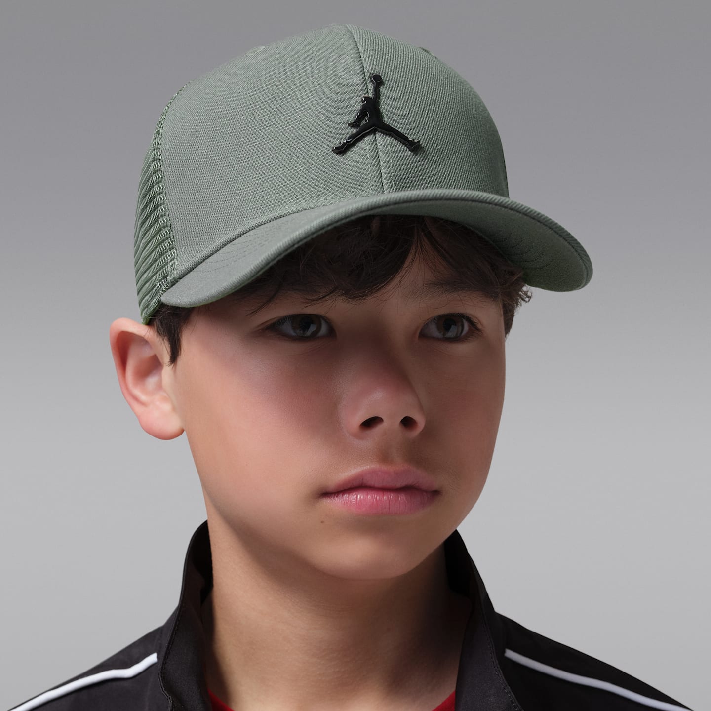 Детские головные уборы Jordan Big Kids' Metal Jumpman Trucker Hat — фото 3