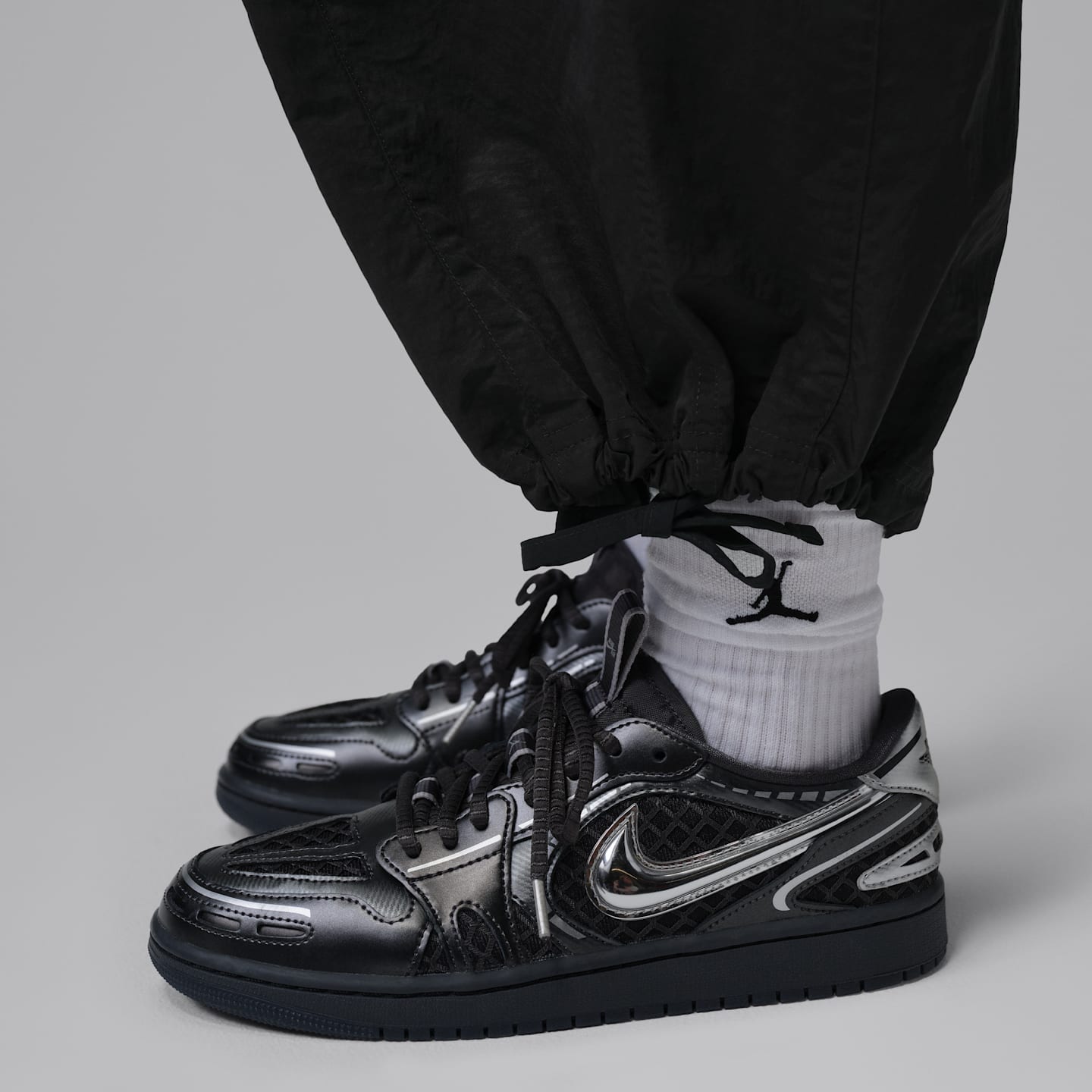 Женские брюки Jordan Flight Chicago Women's Parachute Pants — фото 6