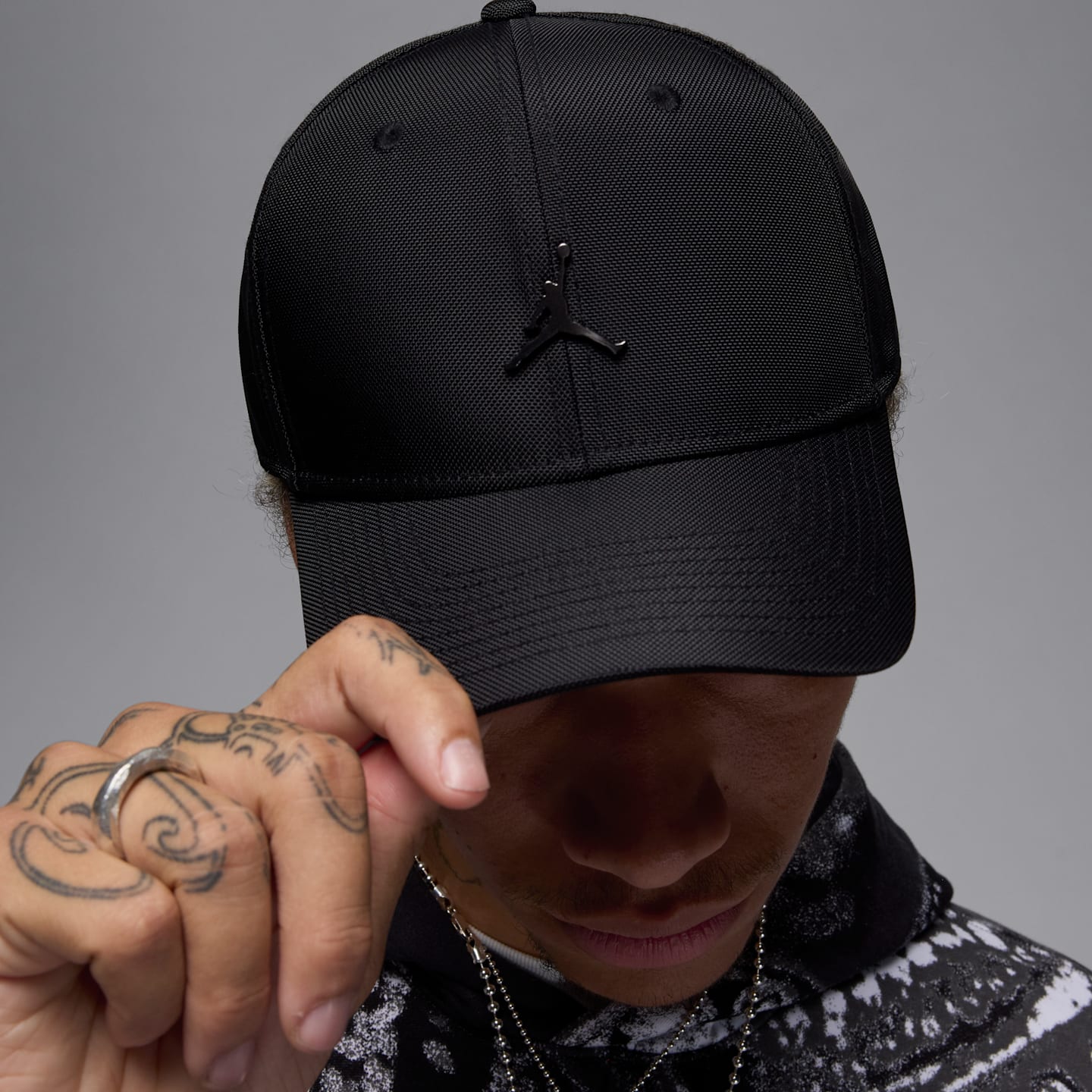 Мужские головные уборы Jordan Rise Structured Metal Jumpman Hat — фото 6