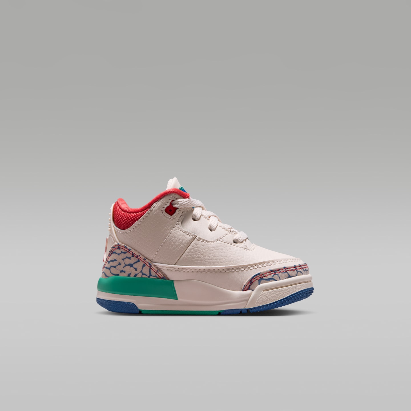 Детские кроссовки Jordan 3 Retro "Play Your Way" Baby/Toddler Shoes — фото 3