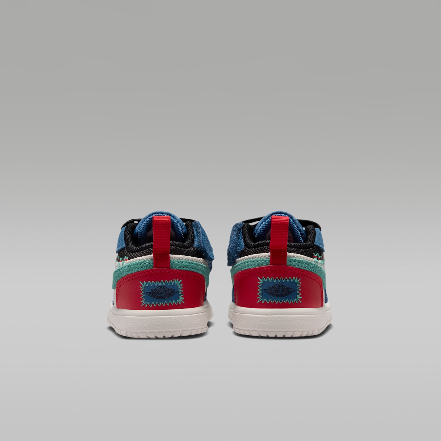 Детские кроссовки Jordan 1 Low Alt SE Baby/Toddler Shoes — фото 6
