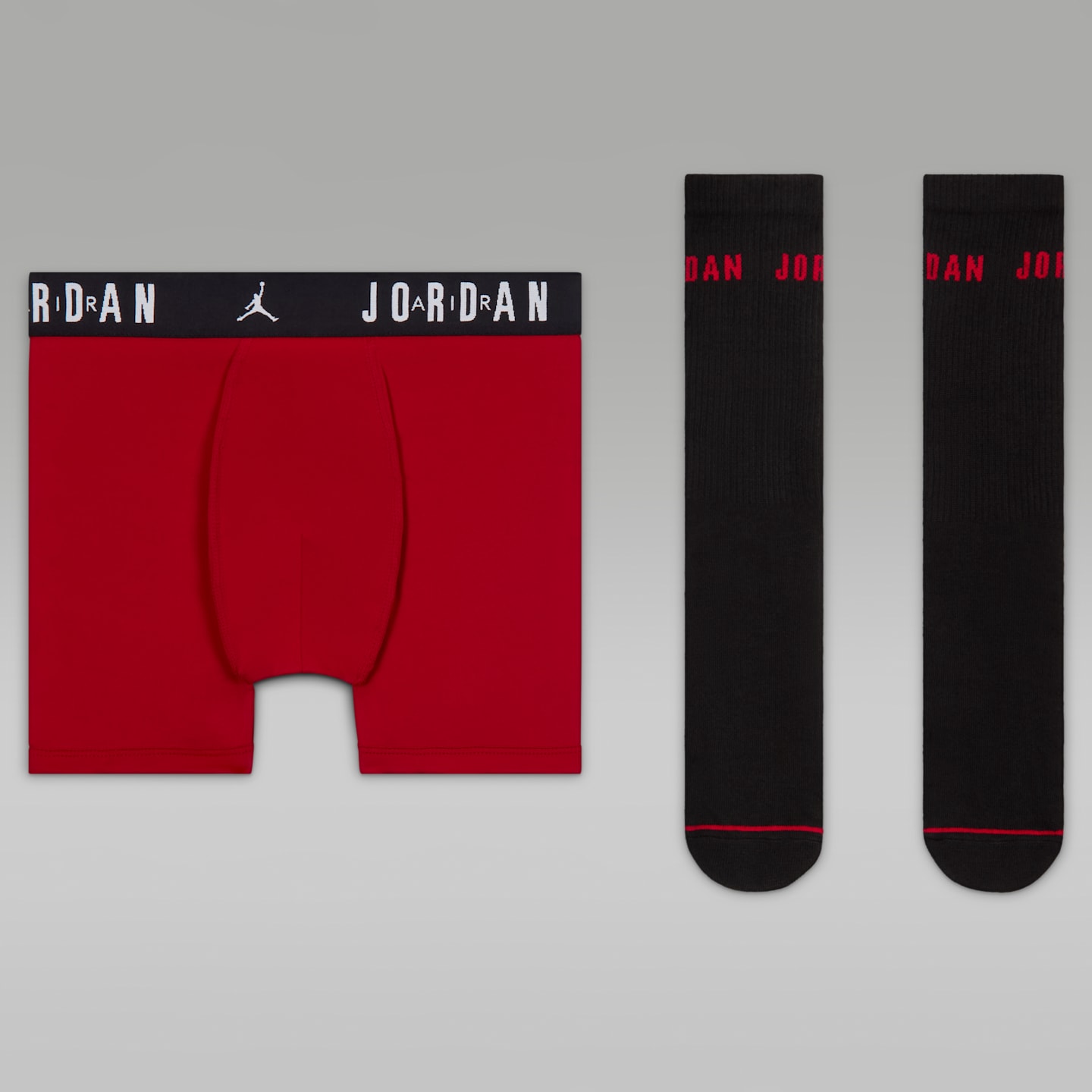 Детские носки Jordan Big Kids' Socks and Dri-FIT Boxer Briefs 2-Piece Set — фото 1