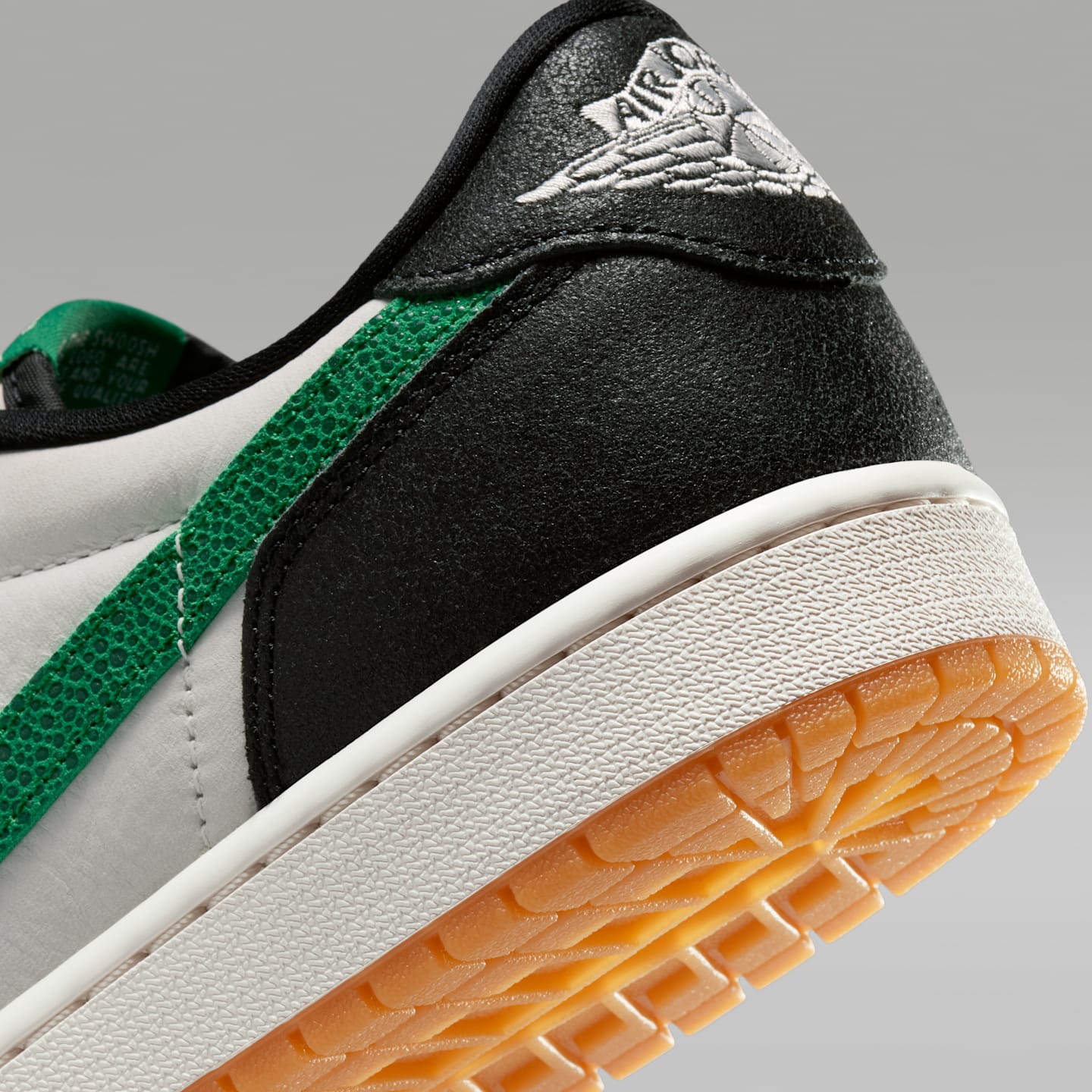 Детские кроссовки Jordan Air Jordan 1 Retro Low OG "Phantom and Pine Green" Big Kids' Shoes — фото 8