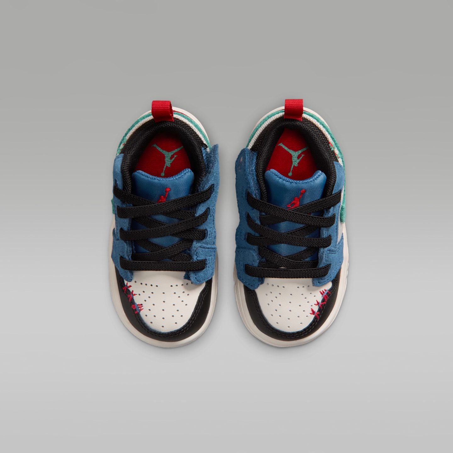 Детские кроссовки Jordan 1 Low Alt SE Baby/Toddler Shoes — фото 4