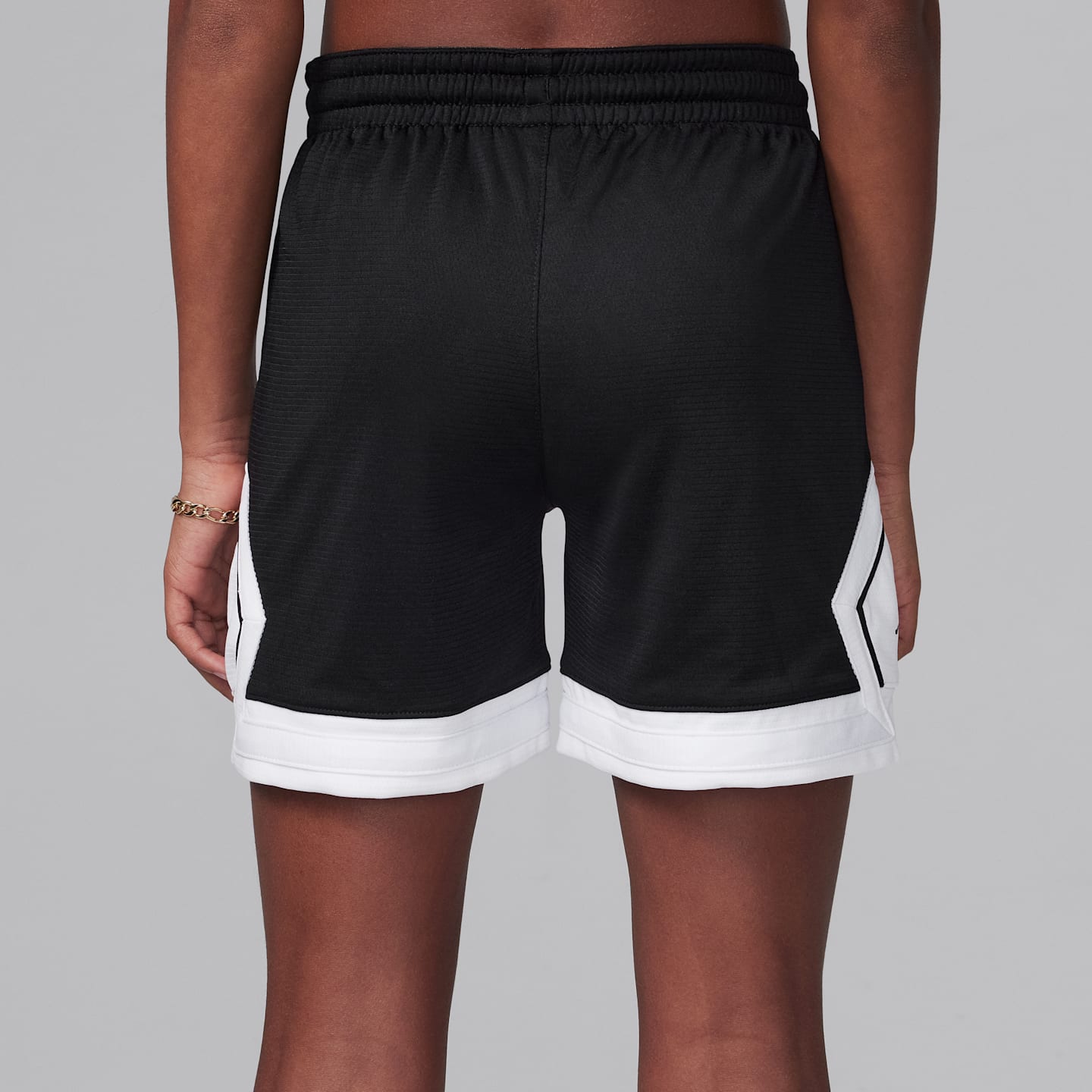 Детские шорты Jordan Big Kids' Dri-FIT Diamond Shorts — фото 3