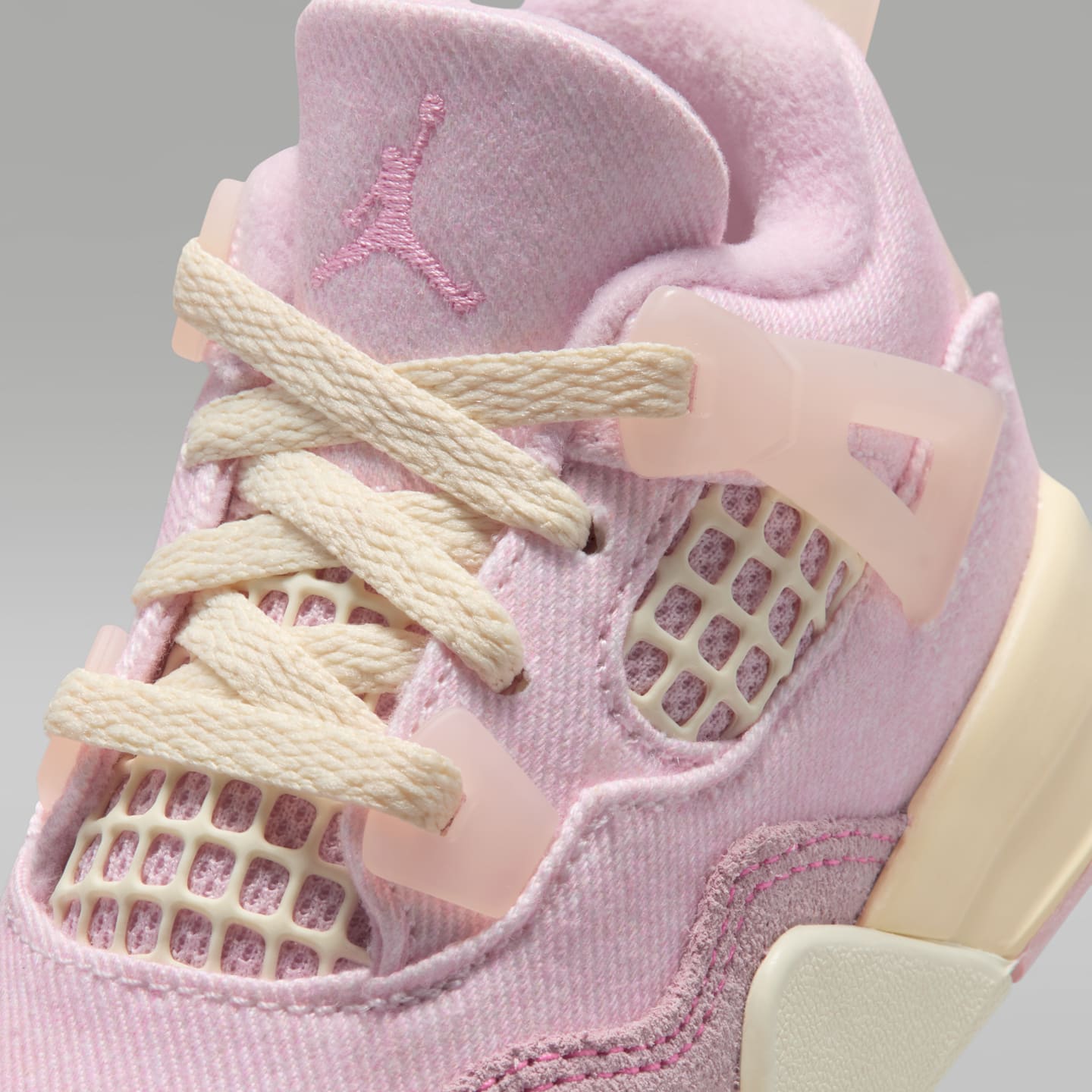 Детские кроссовки Jordan 4 Retro "Pearl Pink and Iced Carmine" Baby/Toddler Shoes — фото 7