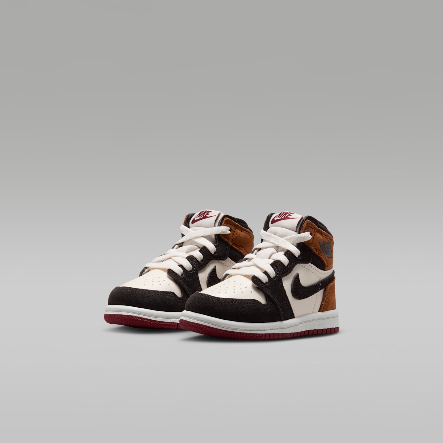 Детские кроссовки Jordan Air Jordan 1 High OG "Love Letter" Big Kids' Shoes — фото 5