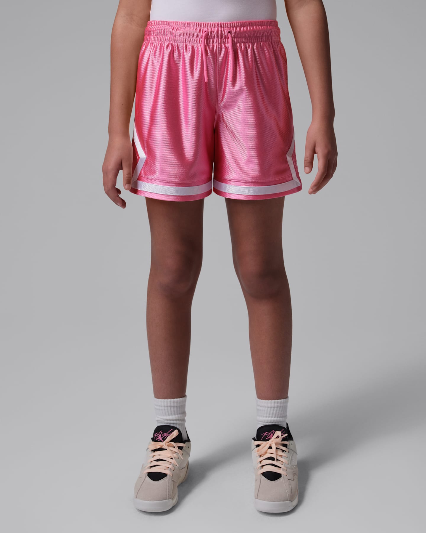 Детские шорты Jordan Big Kids' Durasheen Diamond Shorts — фото 7