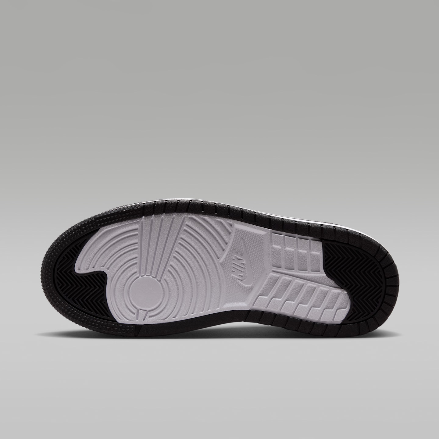 Женские кроссовки Jordan Air Jordan 1 Triple Stack Women's Shoes — фото 2