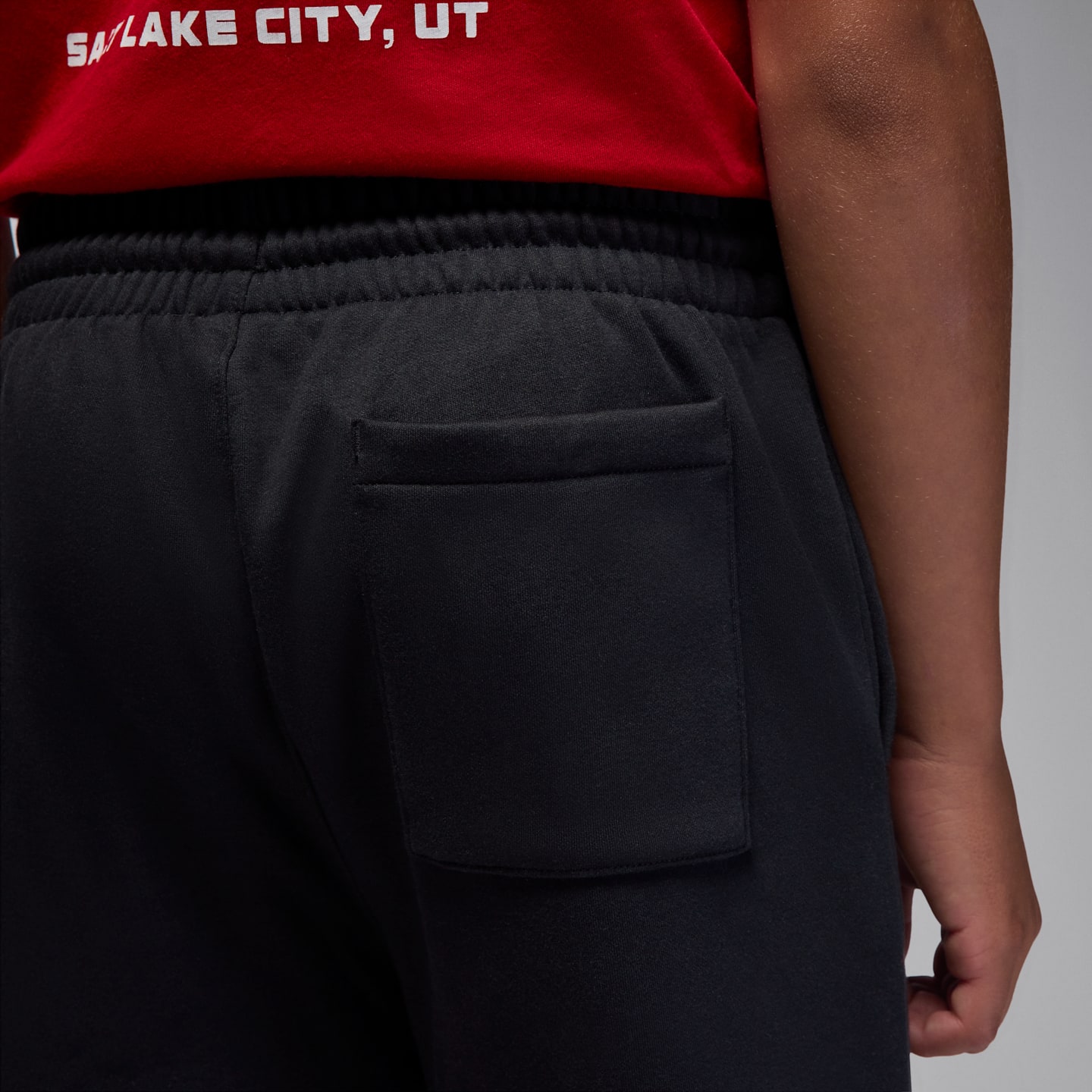 Детские брюки Jordan Brooklyn Essentials Big Kids' Open Fleece Pants — фото 4