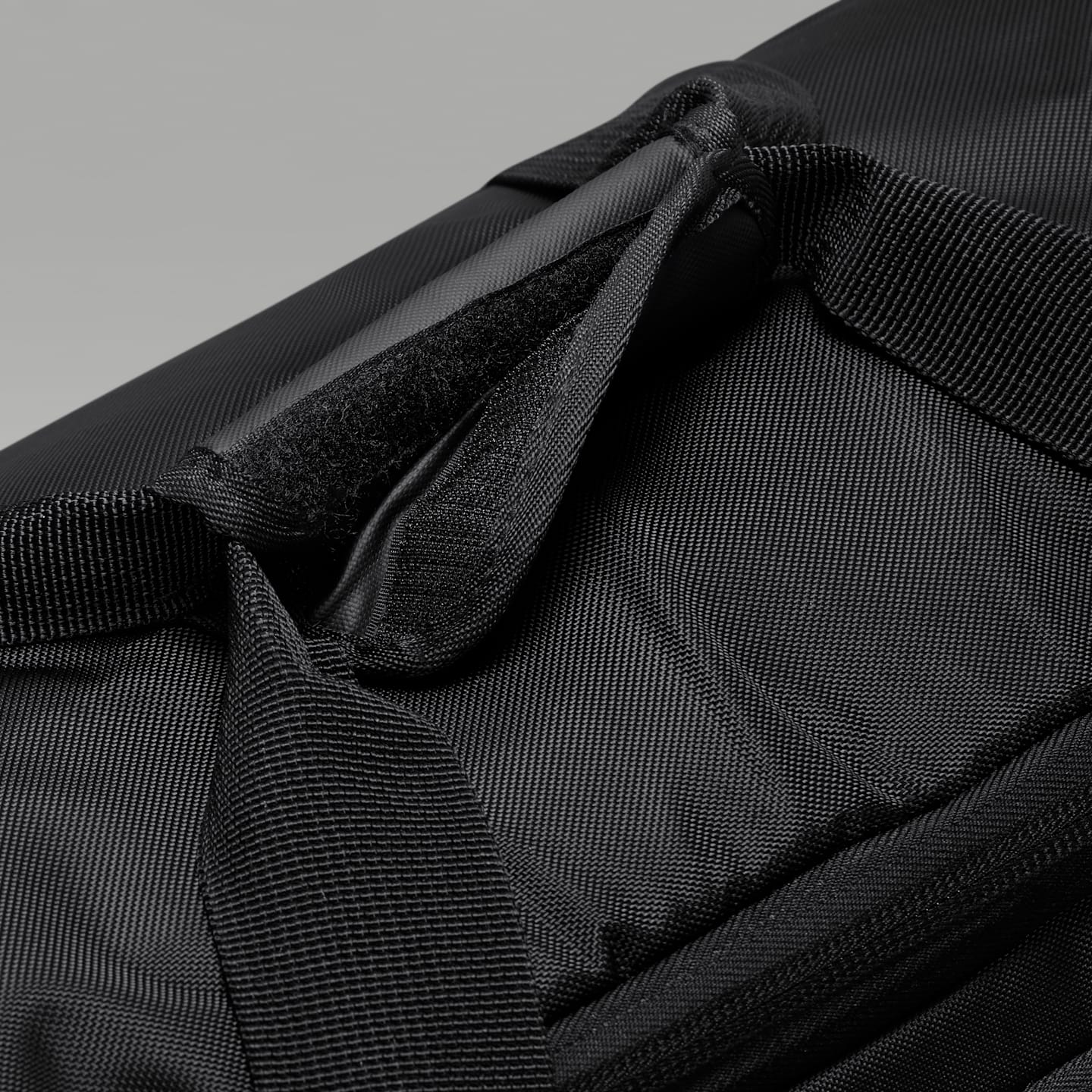 Женские сумки Jordan Element Duffel (68.8L) — фото 8