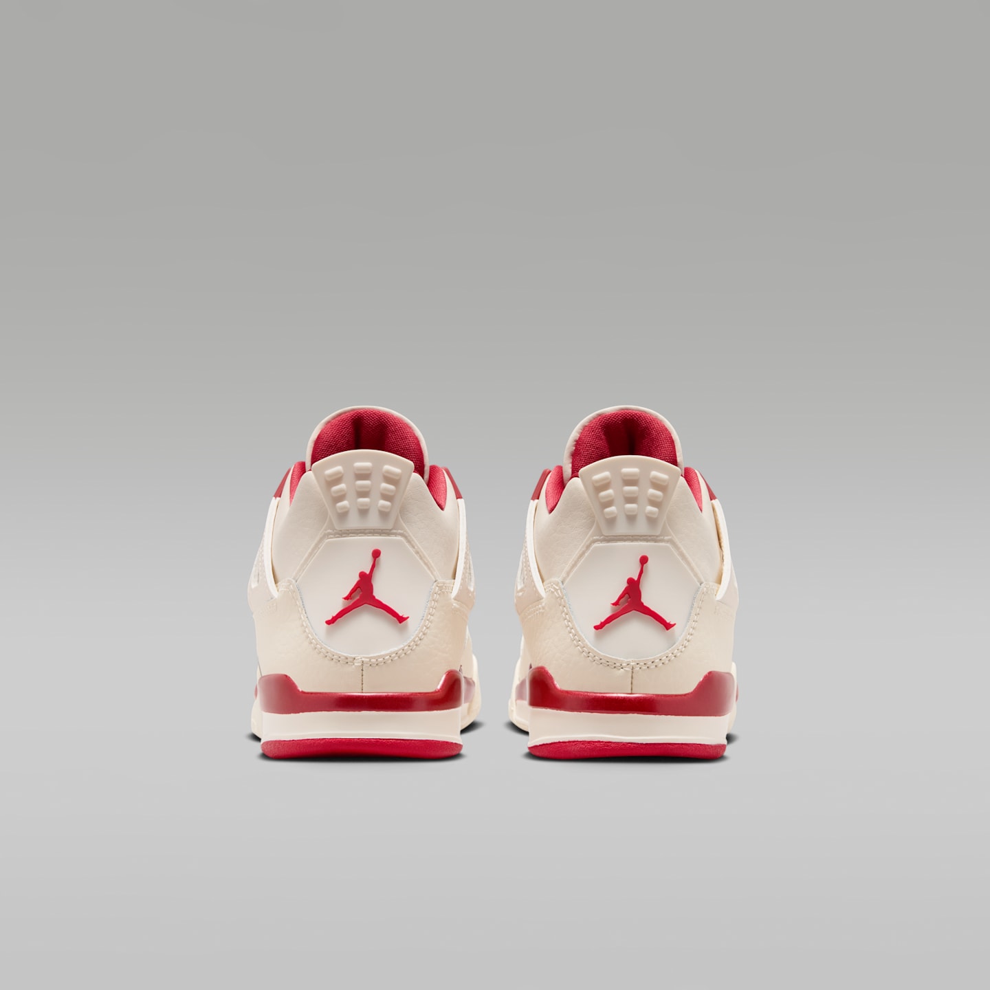 Детские кроссовки Jordan 4 Retro "Pale Ivory and Tough Red" Little Kids' Shoes — фото 6