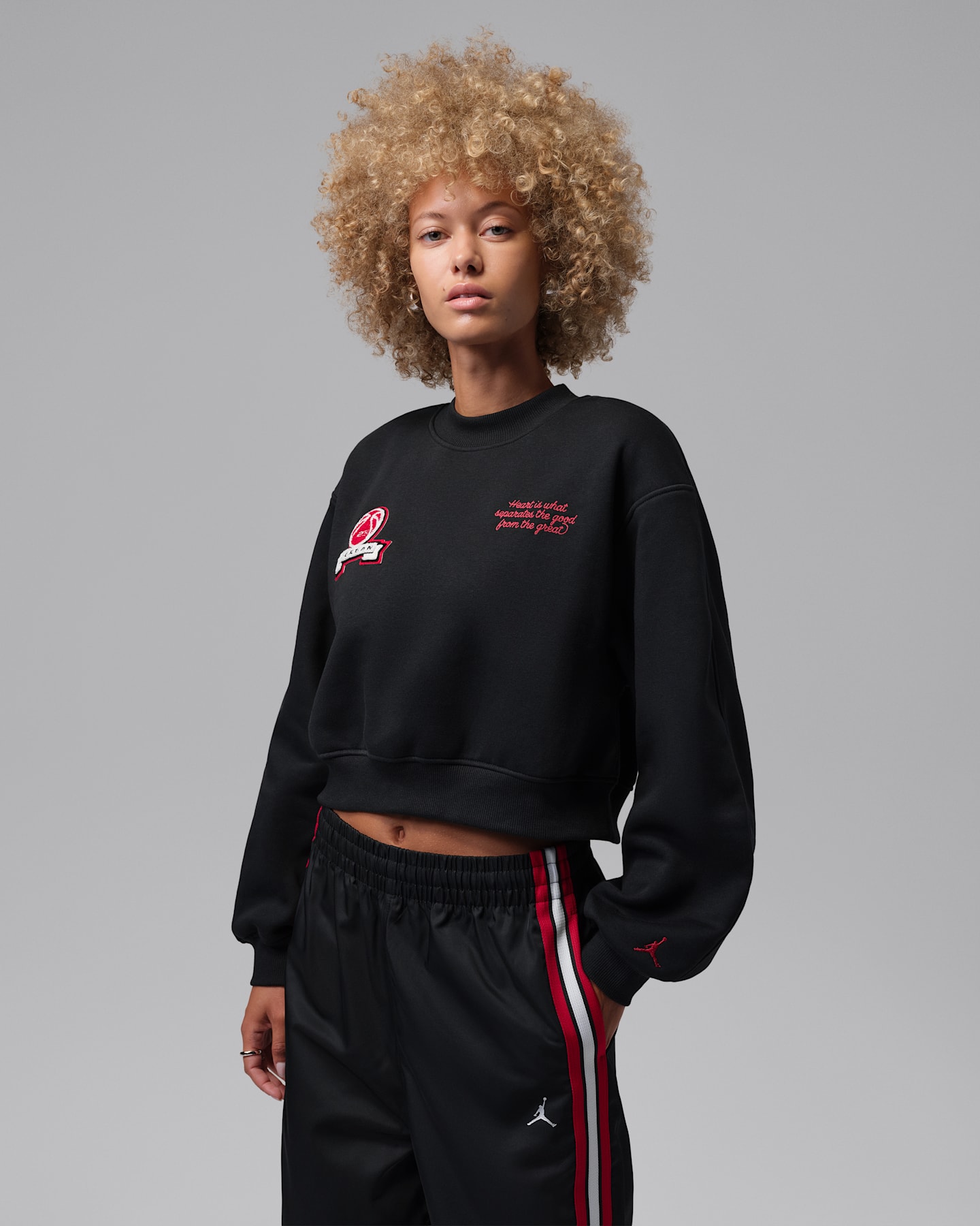 Женские худи Jordan Brooklyn Fleece Women's Cropped Crew-Neck Sweatshirt — фото 8