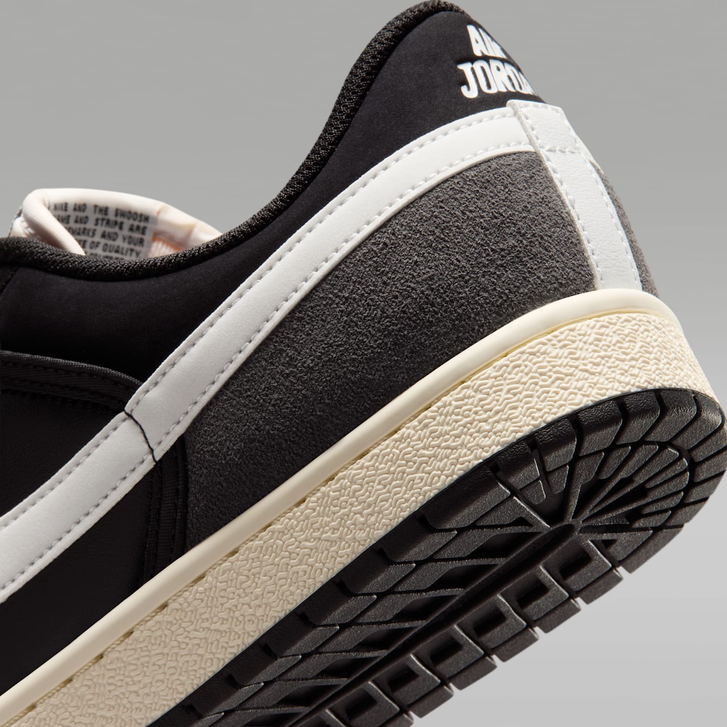 Мужские кроссовки Jordan Air Jordan Skyline Low LE Men's Shoes — фото 8