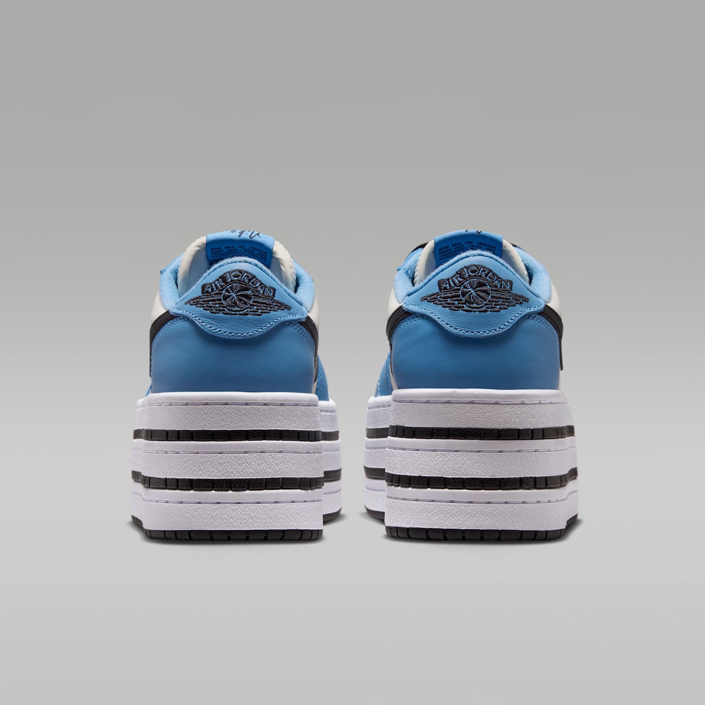 Женские кроссовки Jordan Air Jordan 1 Triple Stack Women's Shoes — фото 6