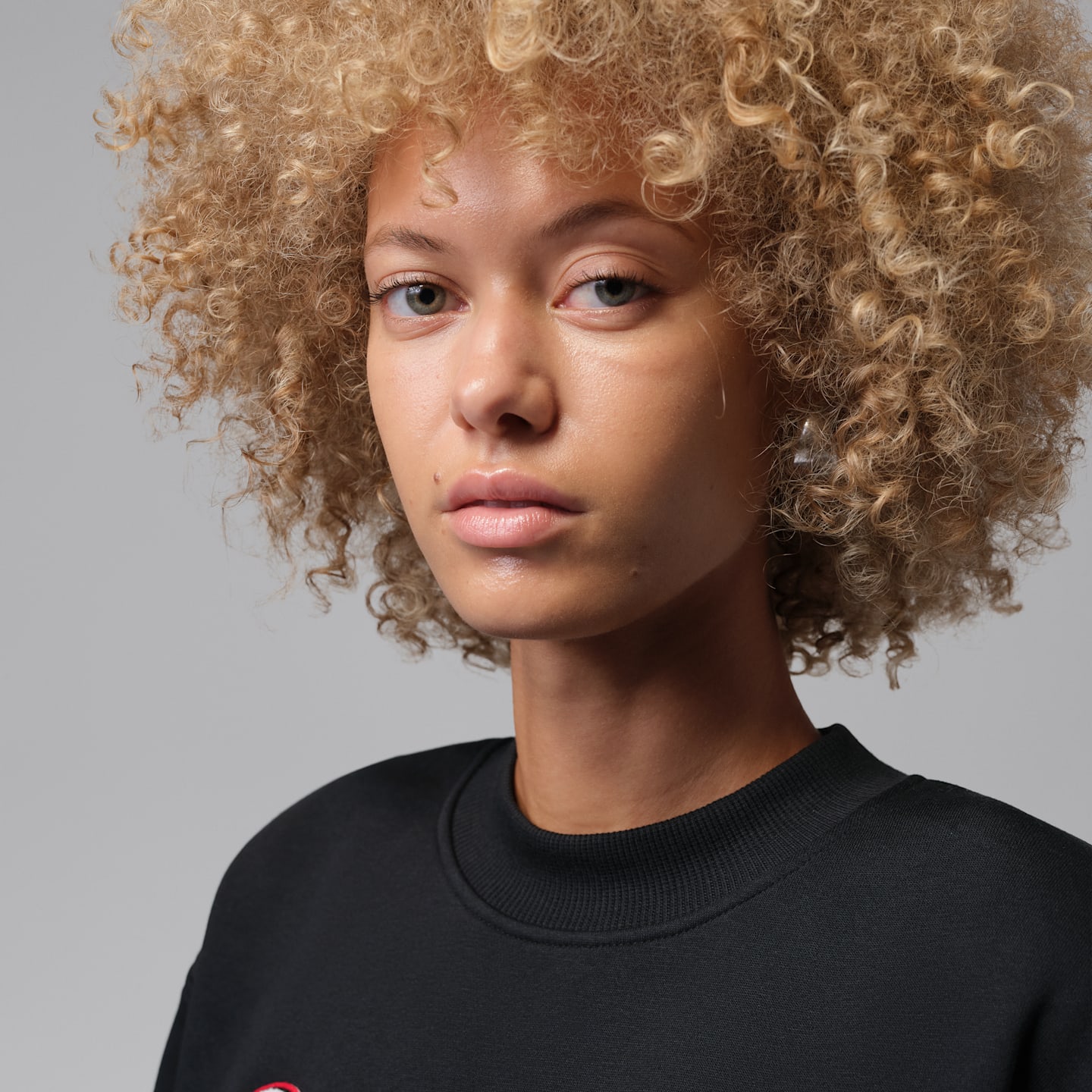 Женские худи Jordan Brooklyn Fleece Women's Cropped Crew-Neck Sweatshirt — фото 3