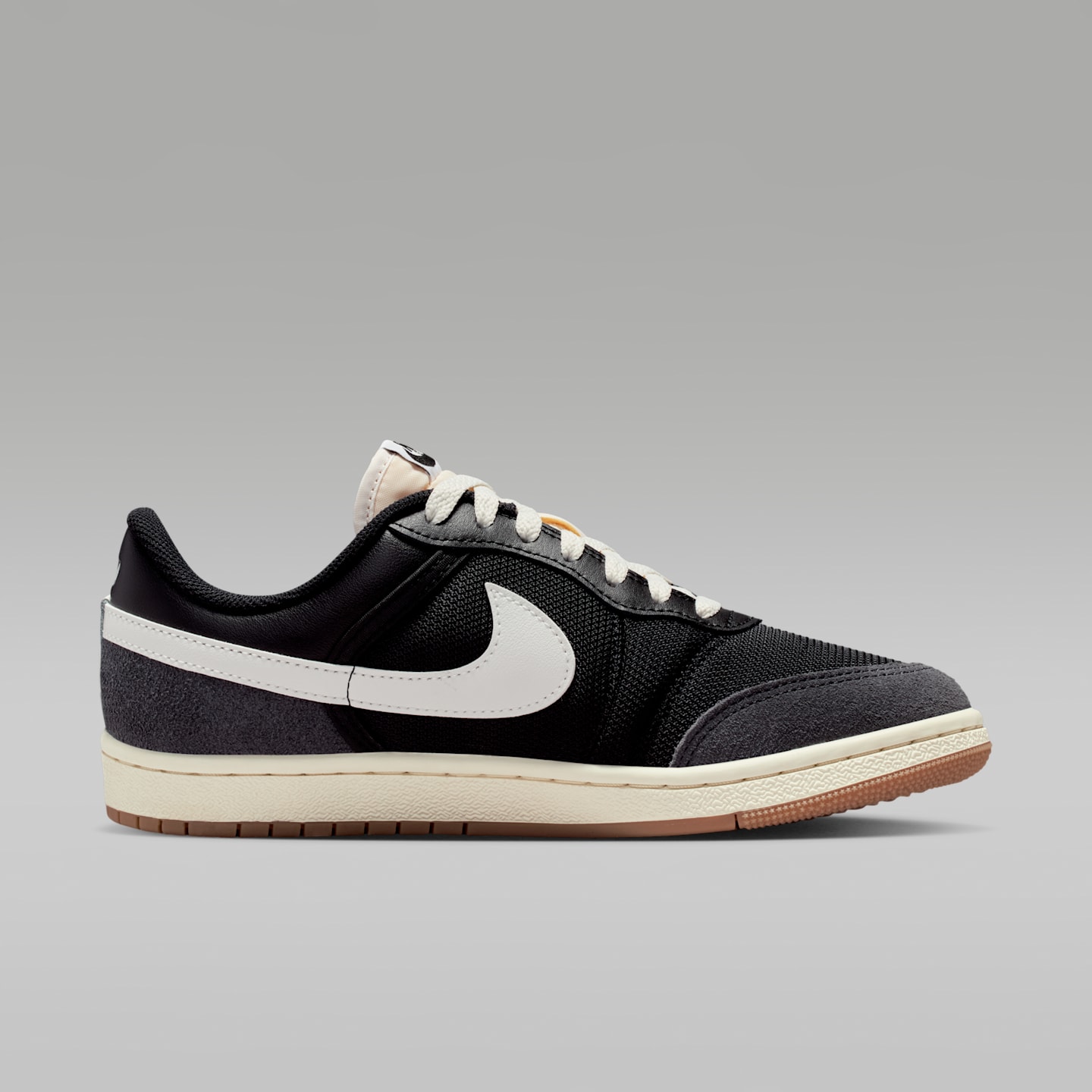 Женские кроссовки Jordan Air Jordan Skyline Low Women's Shoes — фото 3