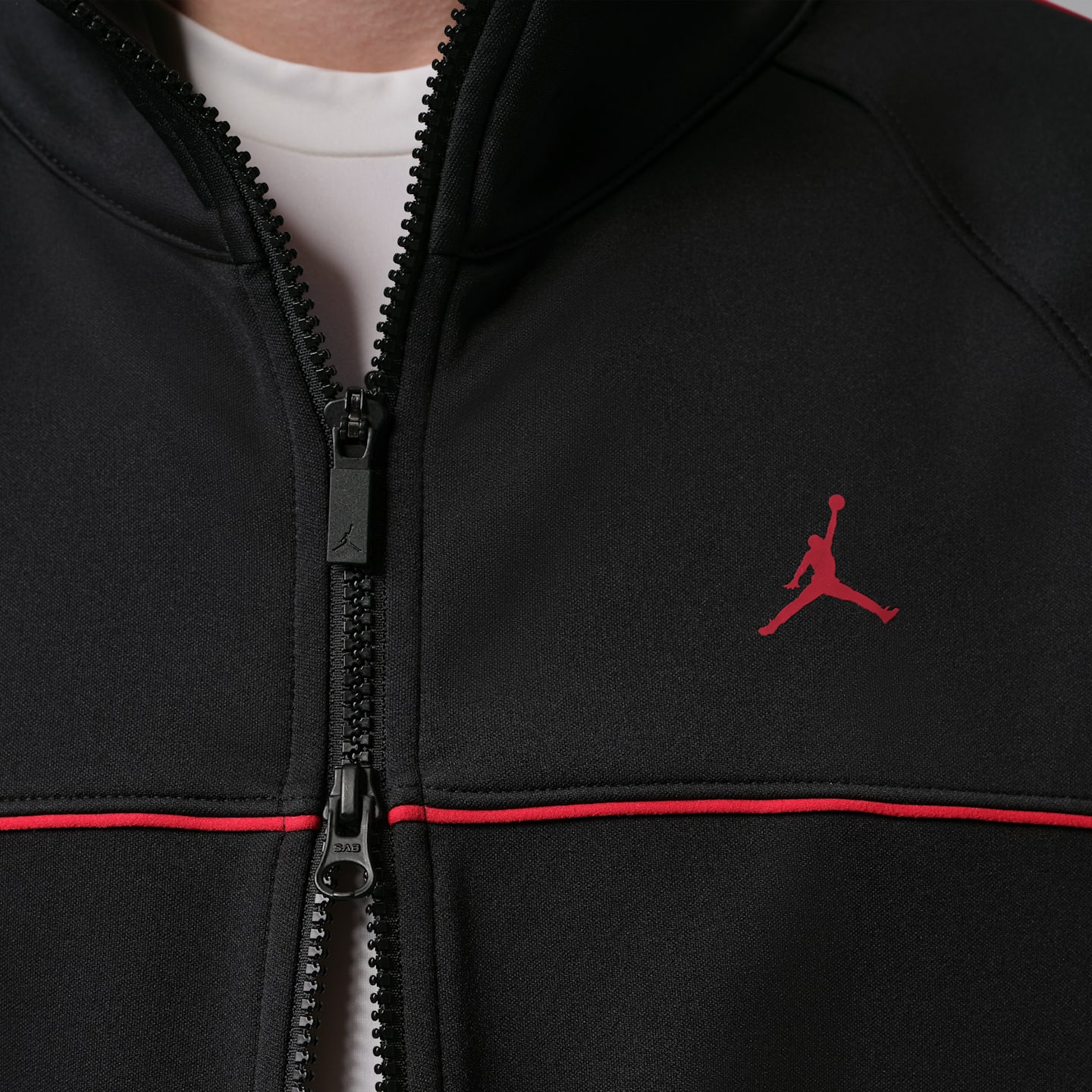 Мужские куртки Jordan Jumpman Men's Track Jacket — фото 4
