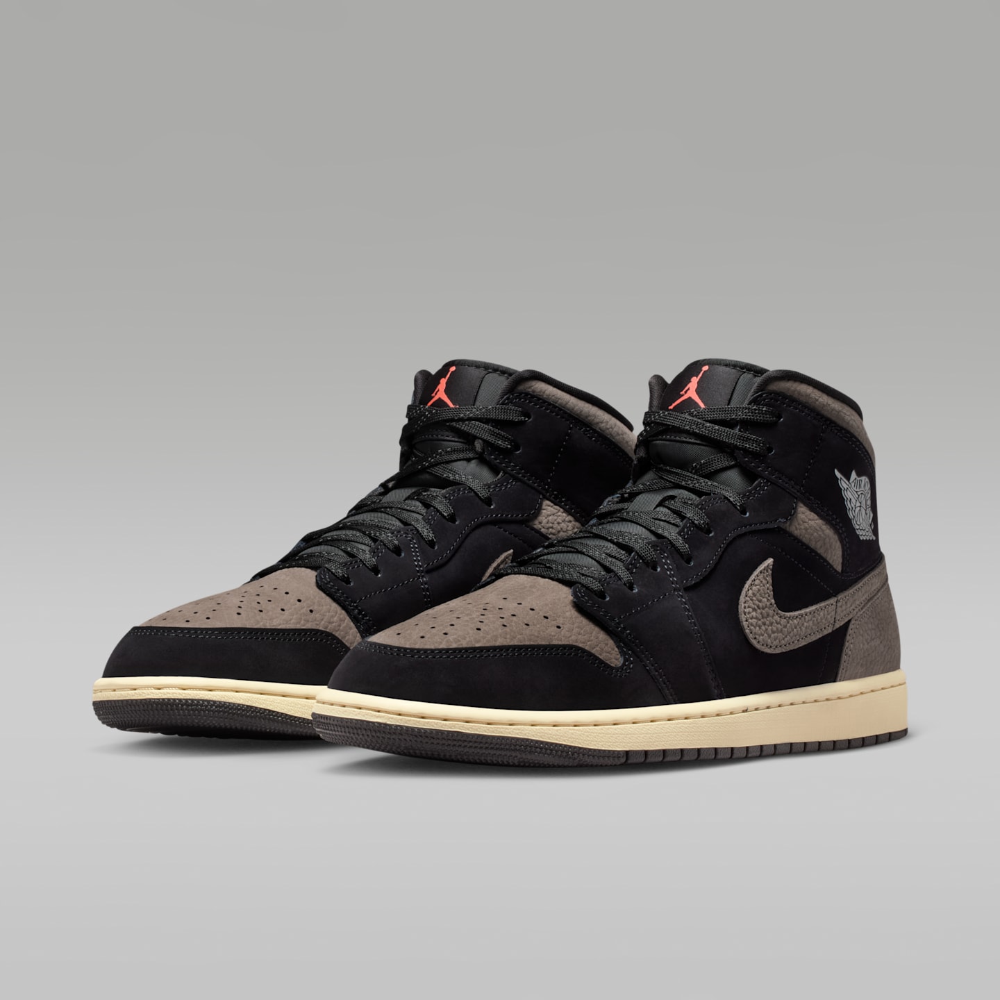 Мужские кроссовки Jordan Air Jordan 1 Mid SE Men's Shoes — фото 5