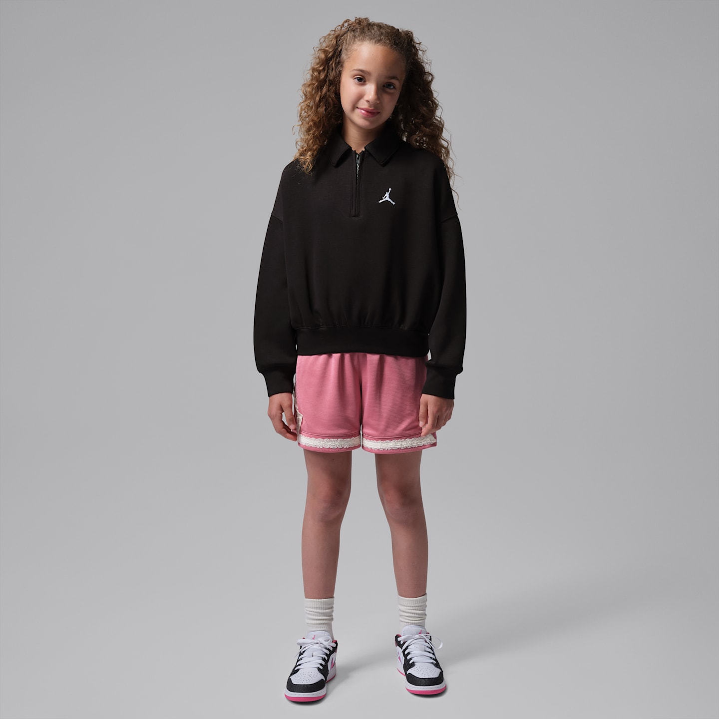 Детские свитеры Jordan She's An All Star Big Kids' Half-Zip Top — фото 5