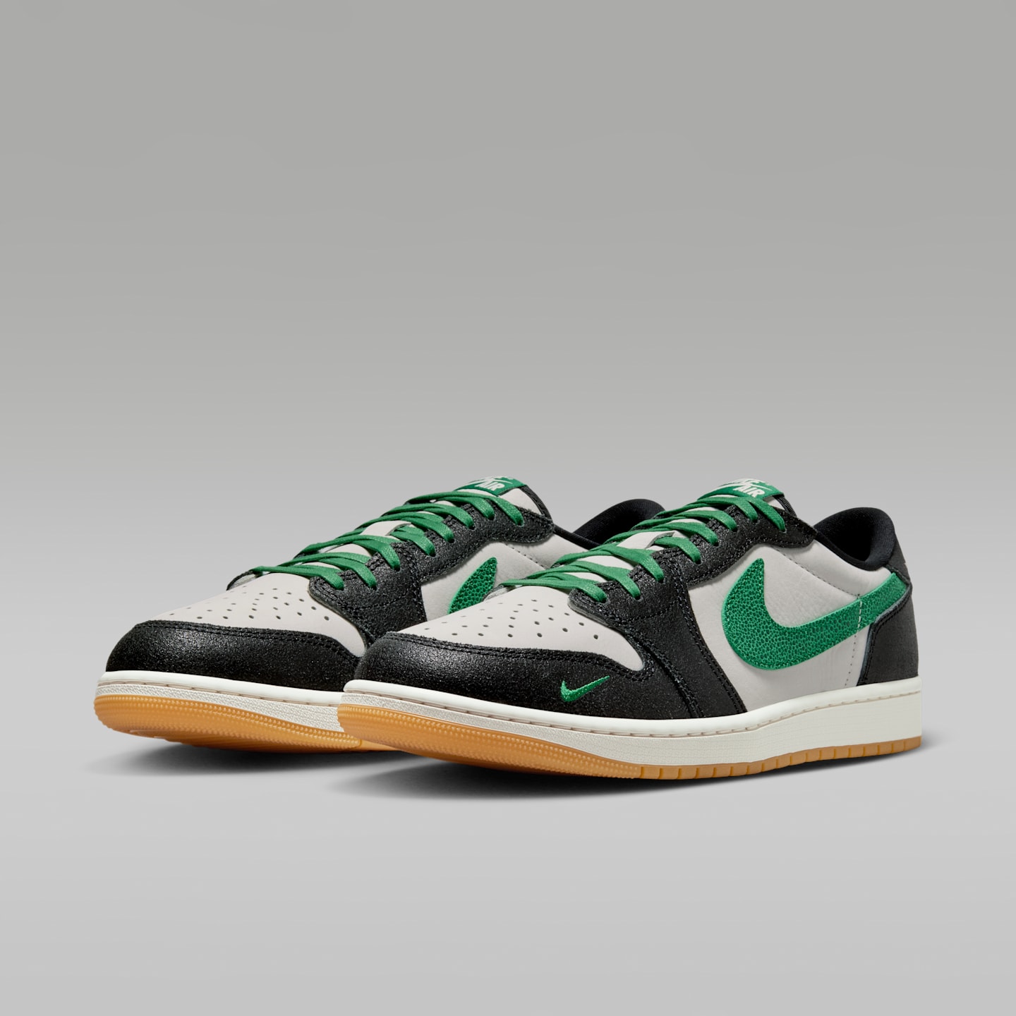 Детские кроссовки Jordan Air Jordan 1 Retro Low OG "Phantom and Pine Green" Big Kids' Shoes — фото 5