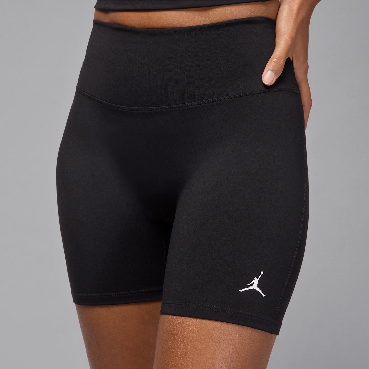 Женские шорты Jordan Sport Women's Dri-FIT High-Waisted 6" Shorts — фото 2