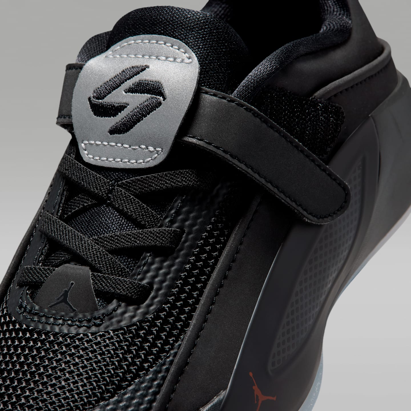 Детские кроссовки Nike Luka 5 "Black Metallic" Big Kids' Basketball Shoes — фото 7