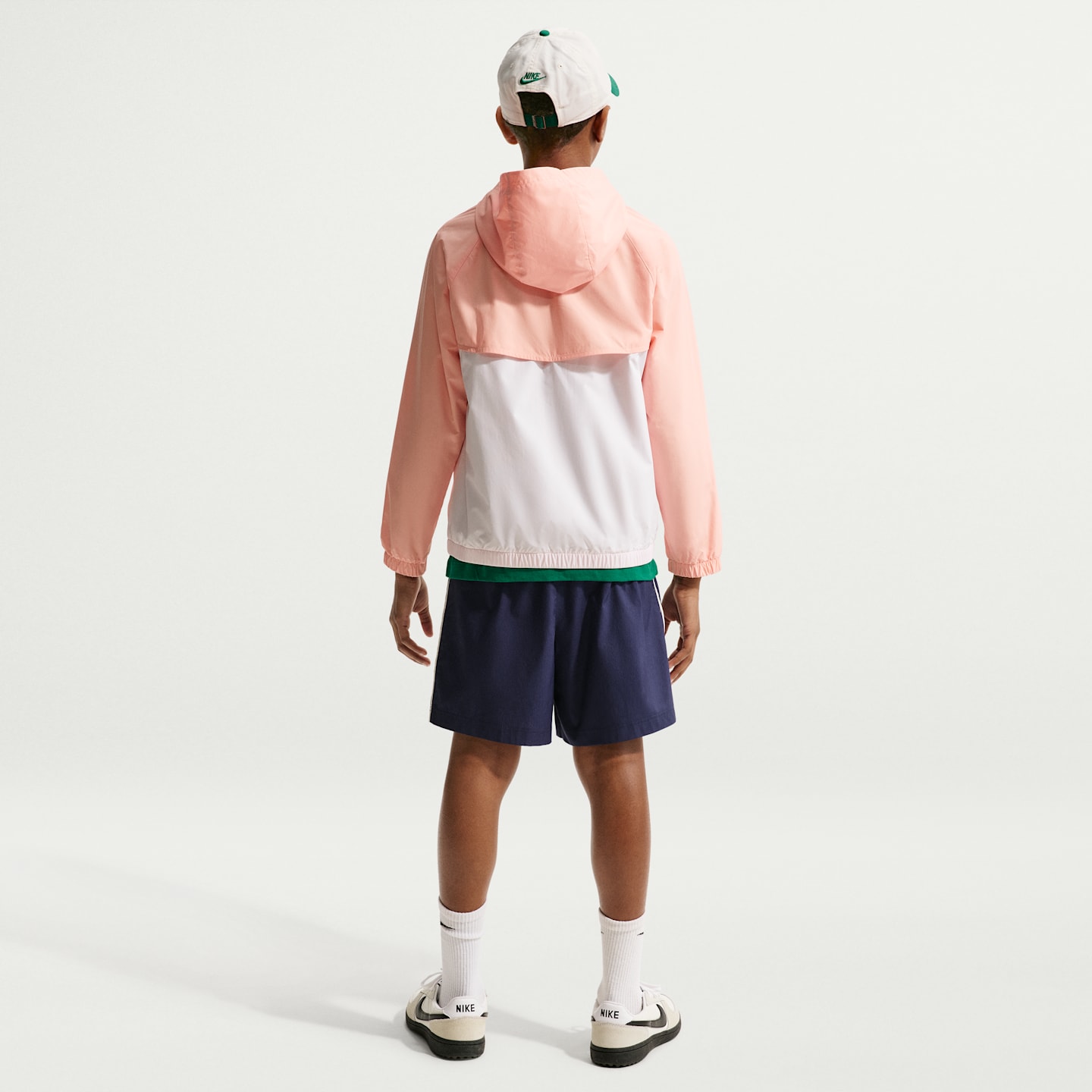 Детские куртки Nike Sportswear Windrunner Big Kids' Hooded Repel Jacket — фото 5