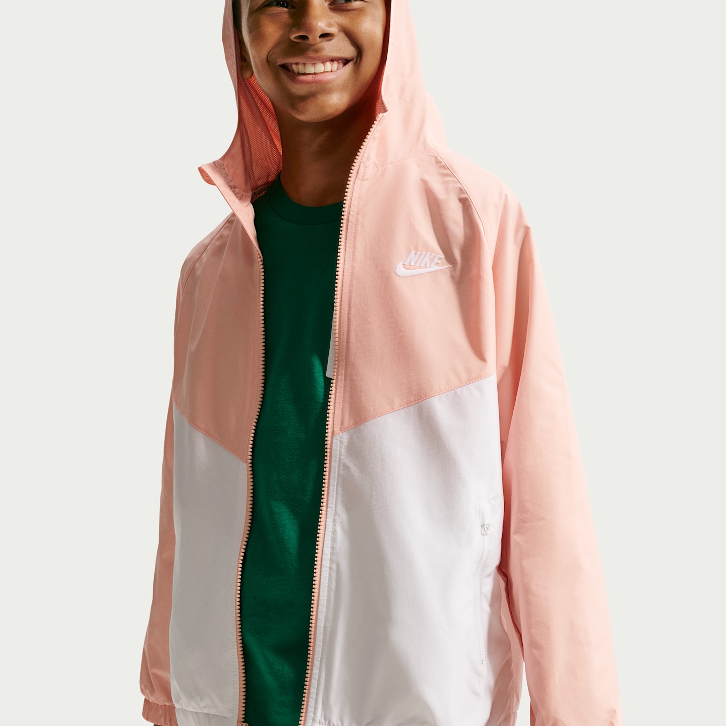 Детские куртки Nike Sportswear Windrunner Big Kids' Hooded Repel Jacket — фото 3