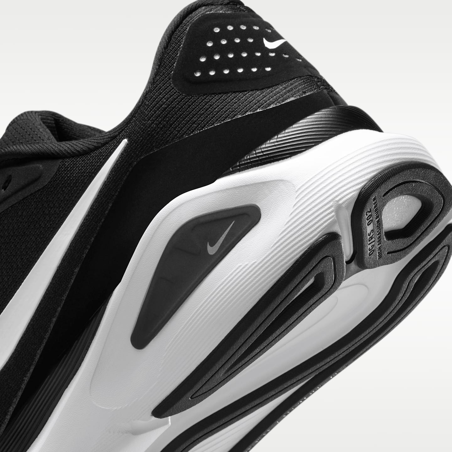 Женские кроссовки Nike Structure 26 Women's Road Running Shoes — фото 8