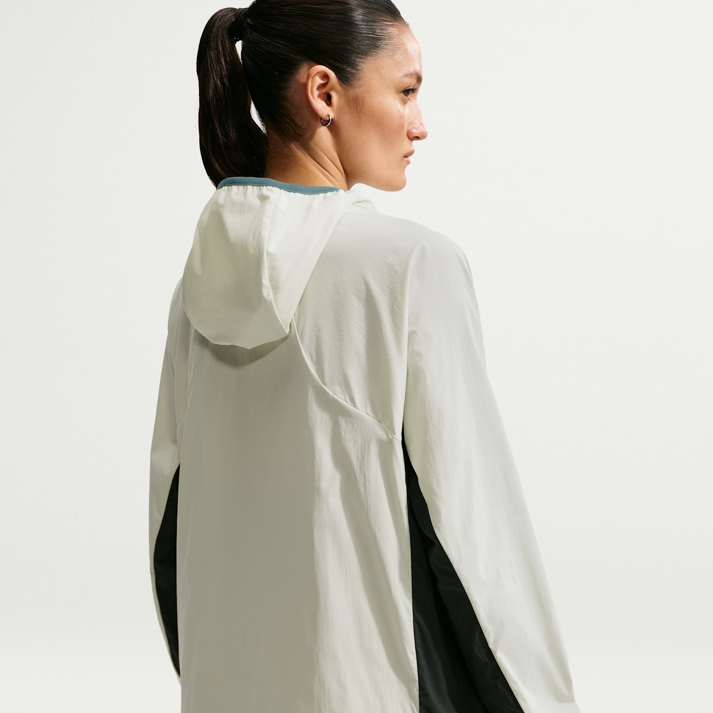 Женские куртки Nike ACG "Five Towers" Women's UV Protection Jacket — фото 2