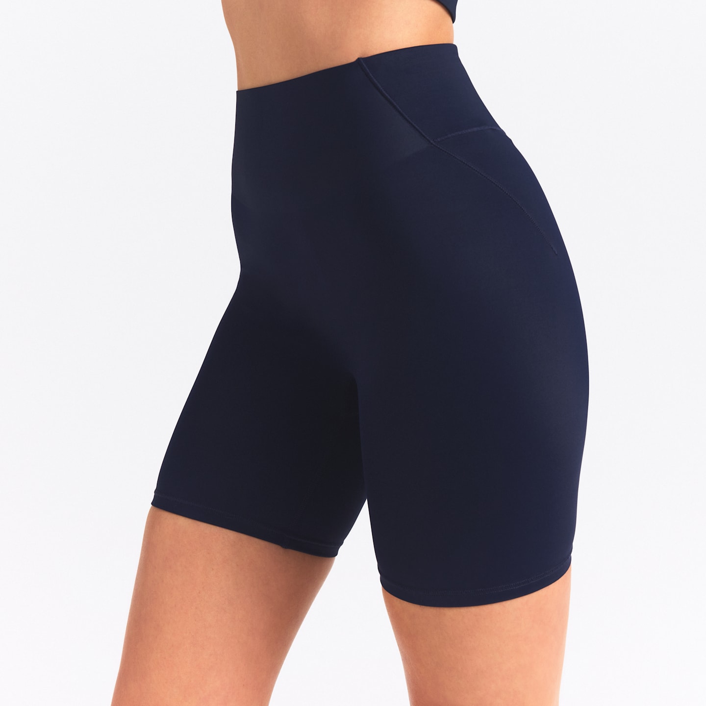 Женские шорты Nike NikeSKIMS Shine Women's High-Waisted 5" Biker Shorts — фото 2