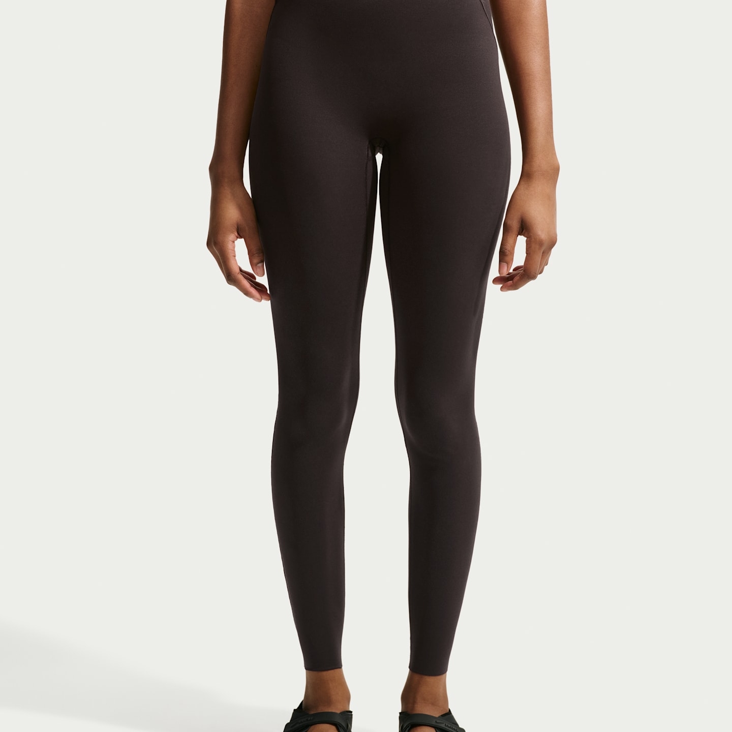 Женские леггинсы Nike NikeSKIMS Studio Stretch Women's 29" Leggings — фото 2