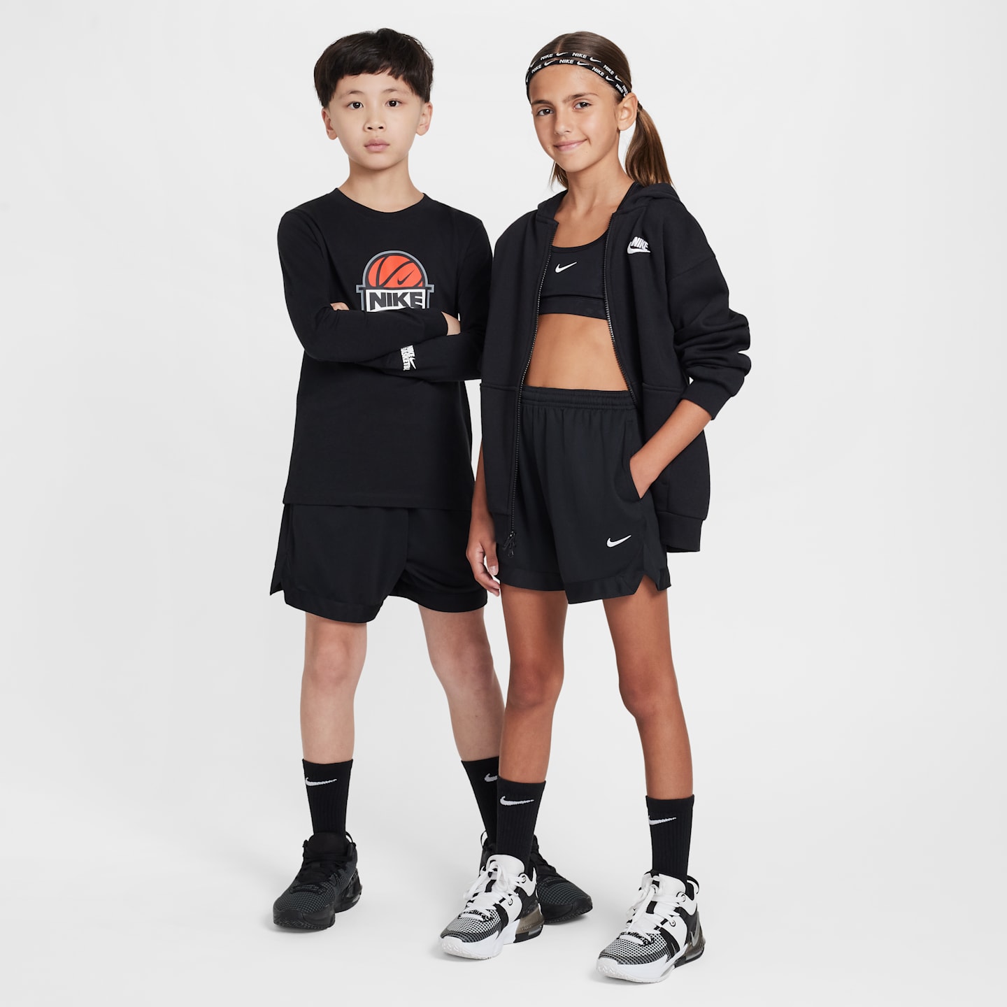 Детские шорты Nike Big Kids' Dri-FIT 5" Court Shorts — фото 8