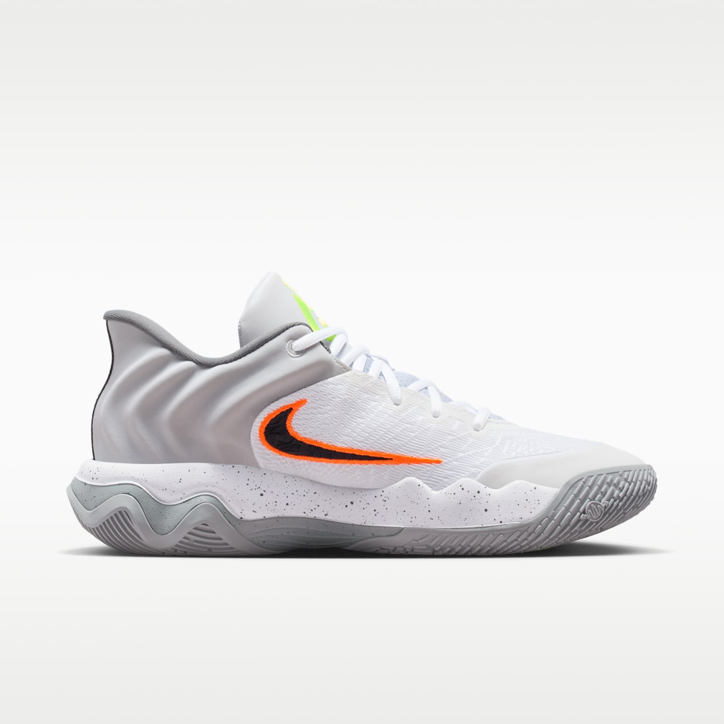 Женские кроссовки Nike Giannis Immortality 4 Basketball Shoes — фото 3