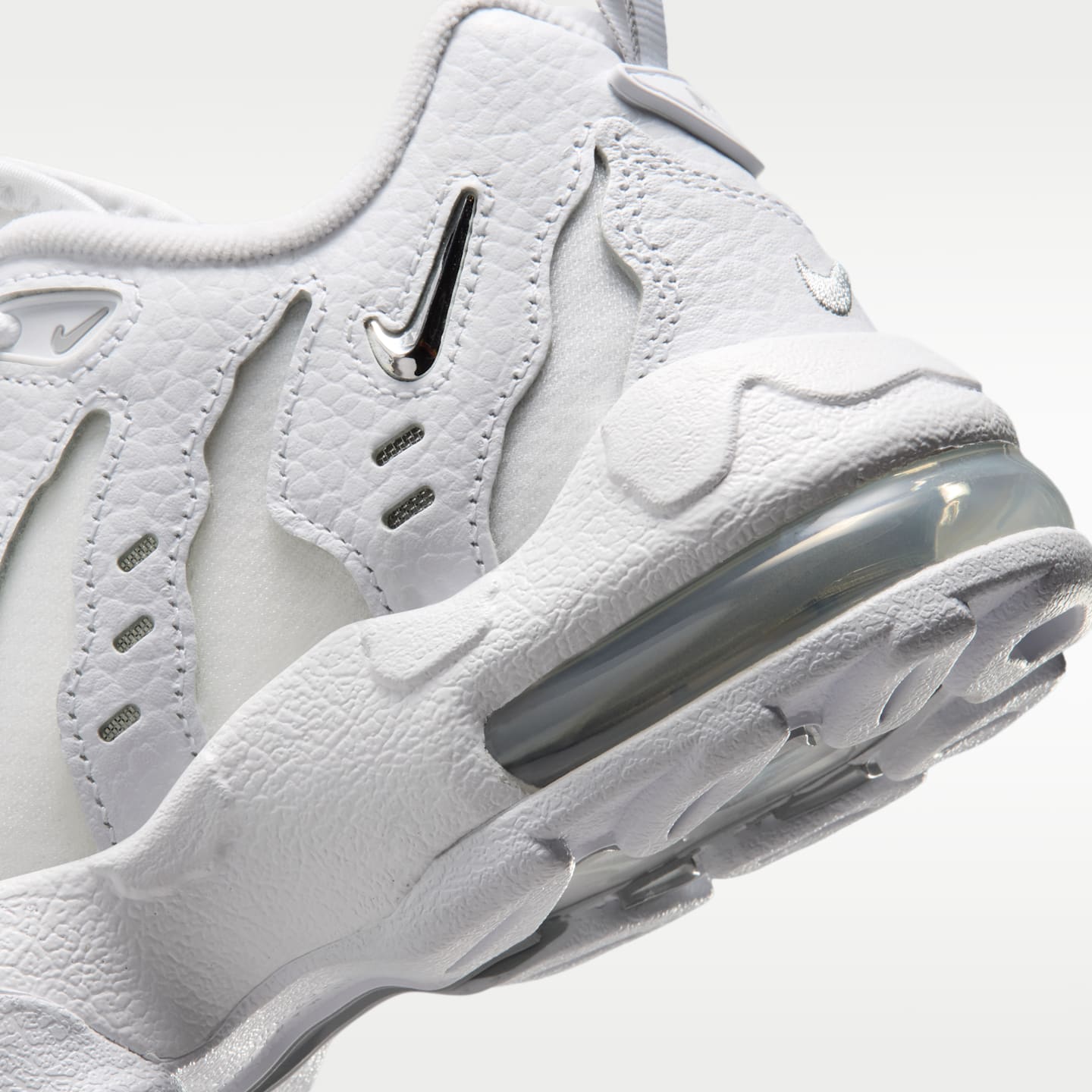 Детские кроссовки Nike Air DT Max '96 Low Big Kids' Shoes — фото 8