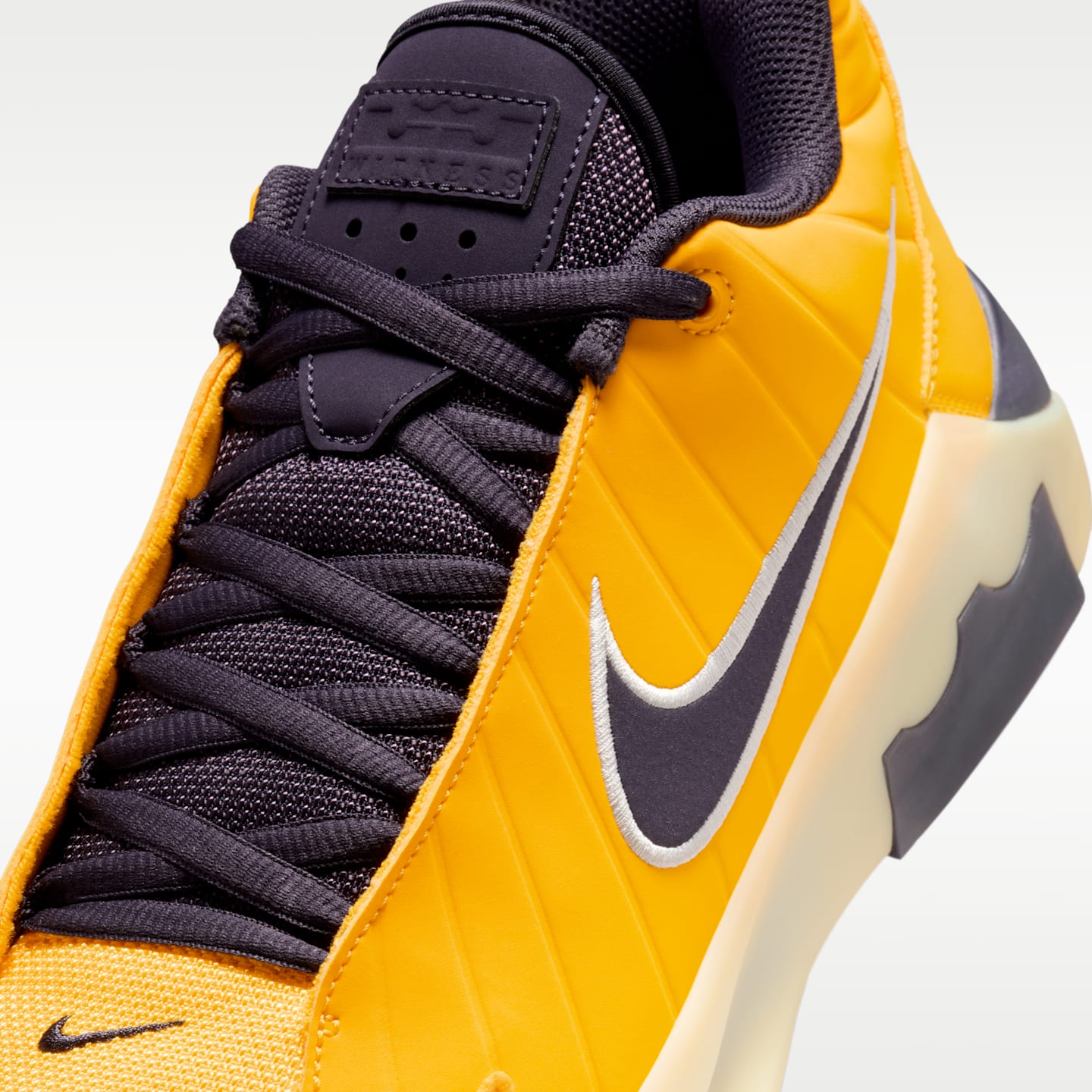 Мужские кроссовки Nike LeBron Witness 9 Basketball Shoes — фото 7
