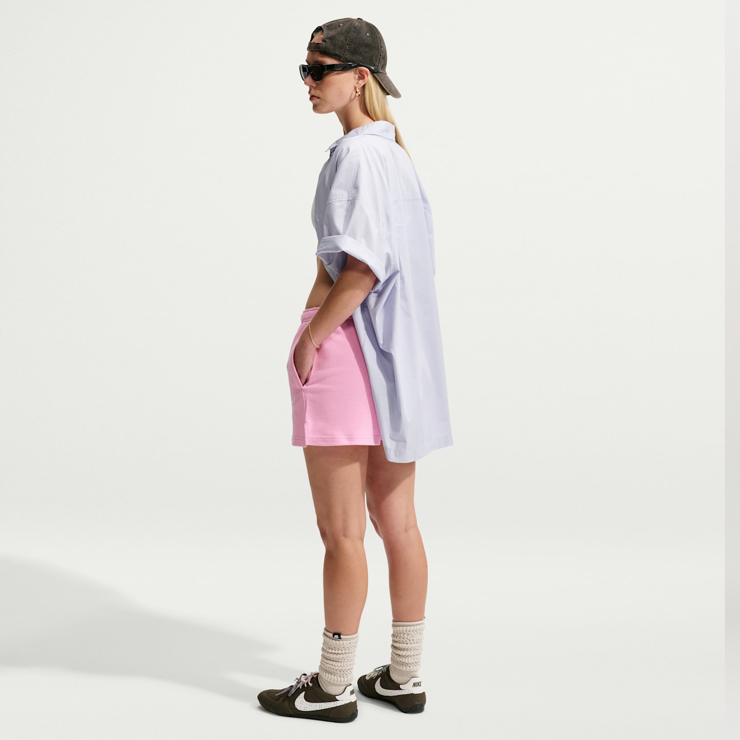 Женские шорты Nike Studio Fleece Lightweight Women's Mid-Rise Shorts — фото 5