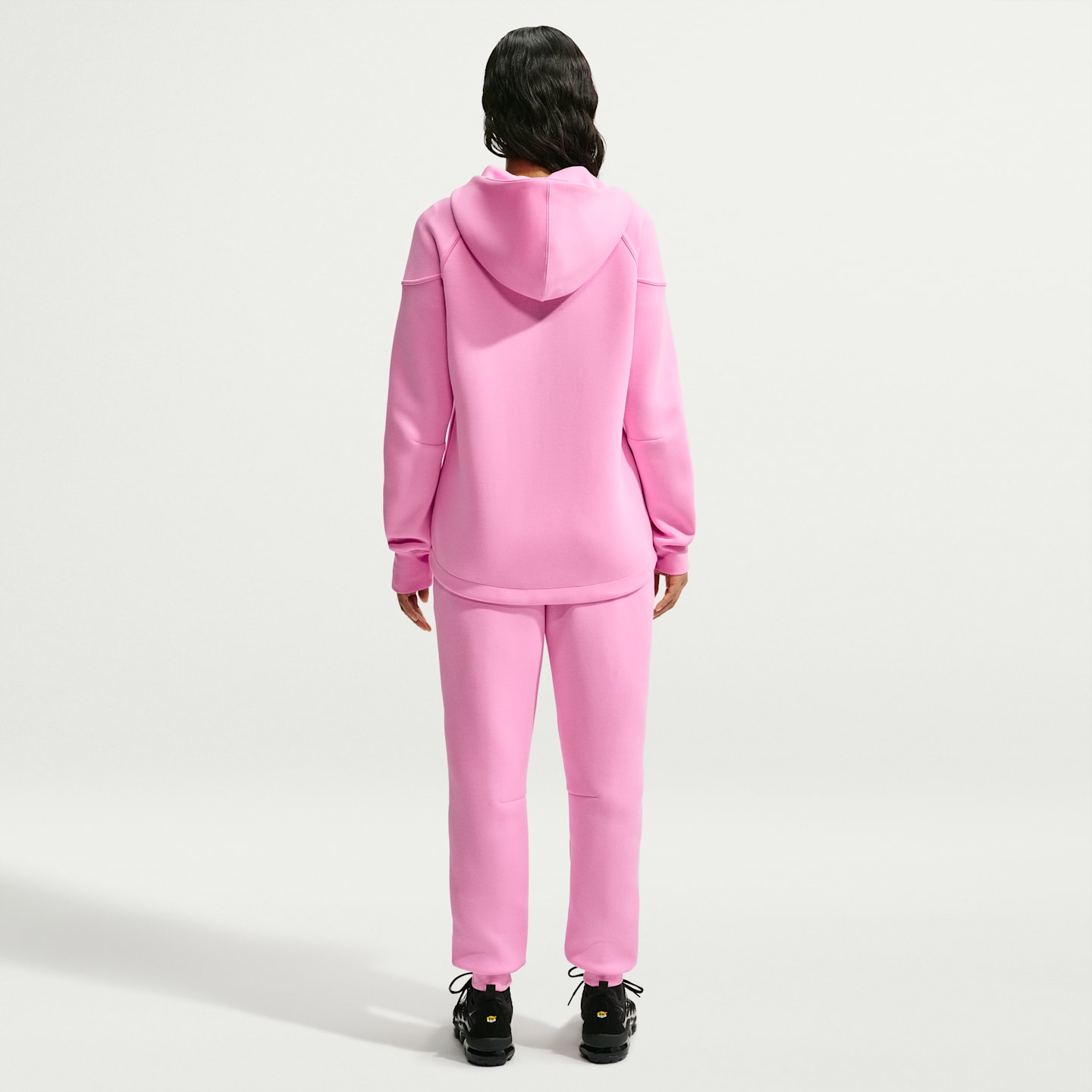 Женские брюки Nike Sportswear Tech Fleece Women's Mid-Rise Joggers — фото 5