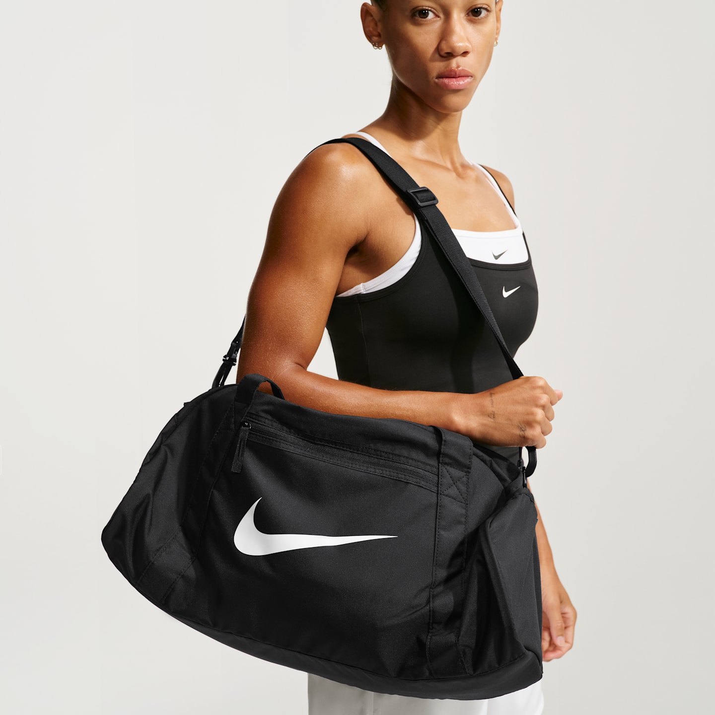Мужские сумки Nike Training Duffel (24L) — фото 1