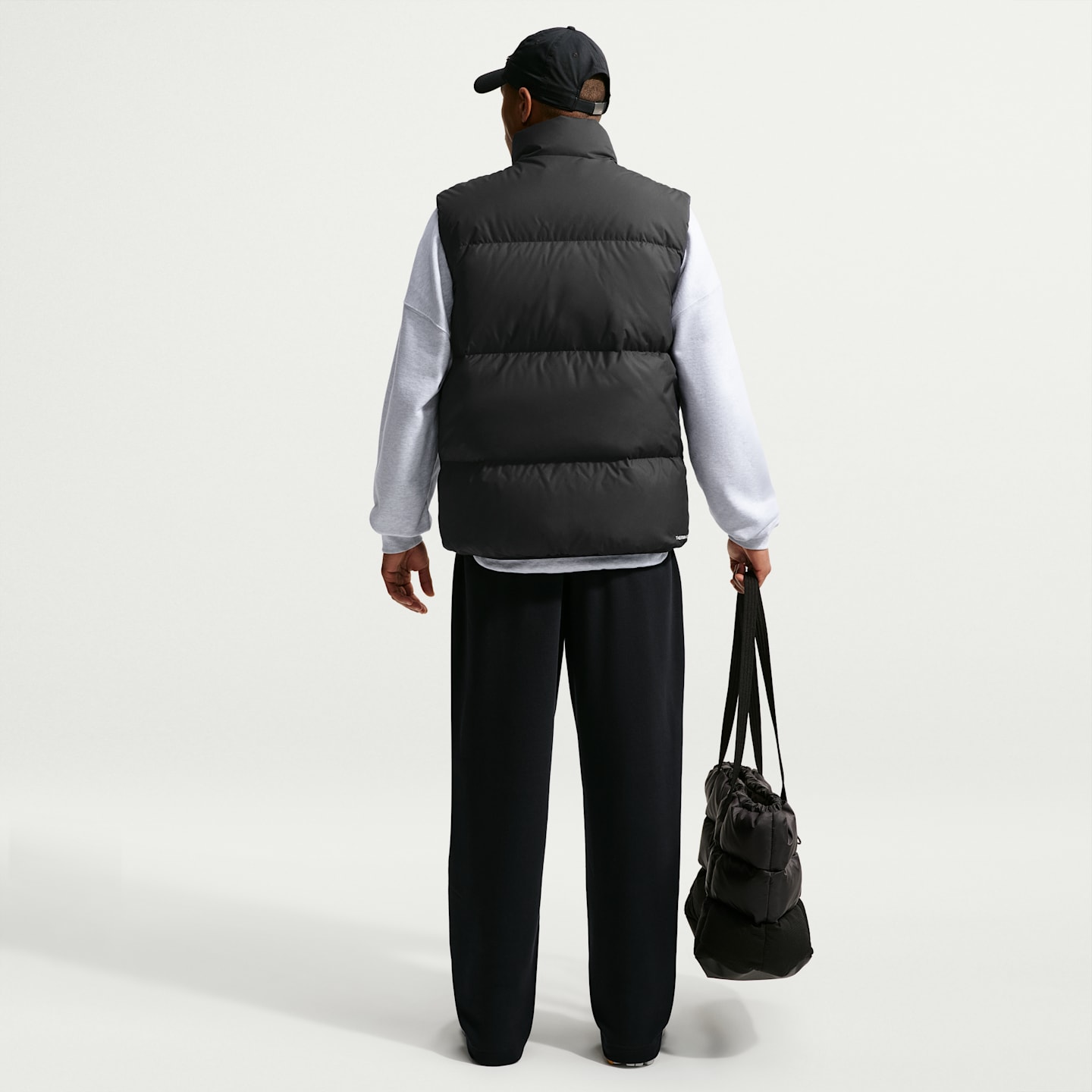 Nike Sportswear Club Men's Therma-FIT Down Puffer Vest — фото 5