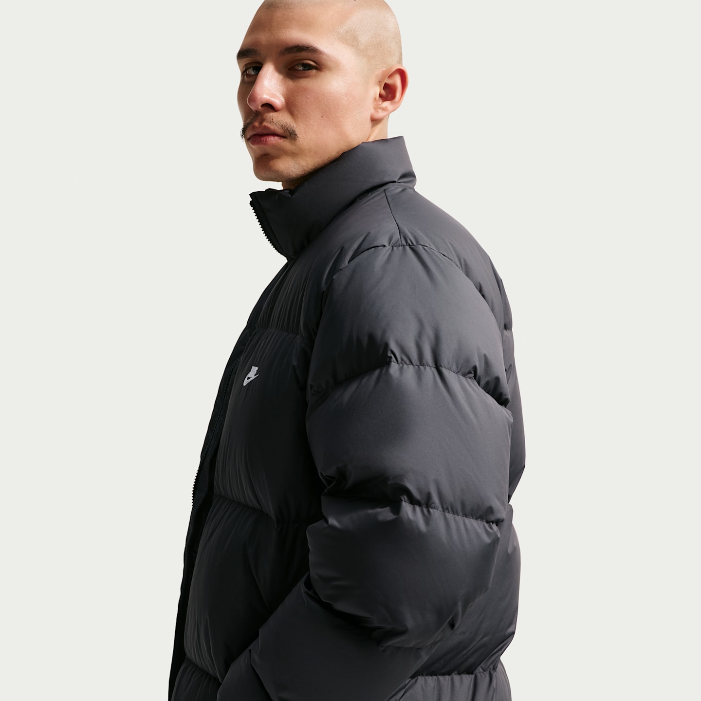 Nike Sportswear Club Men's Therma-FIT Down Puffer Jacket — фото 3