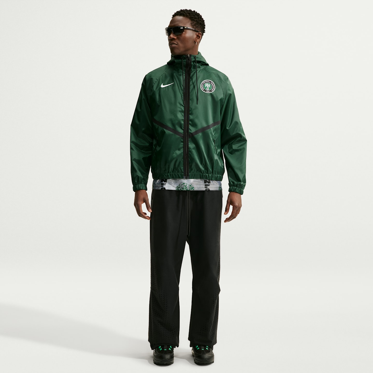 Мужские куртки Nike Nigeria Men's Nike Dri-FIT Soccer Anthem Jacket — фото 4
