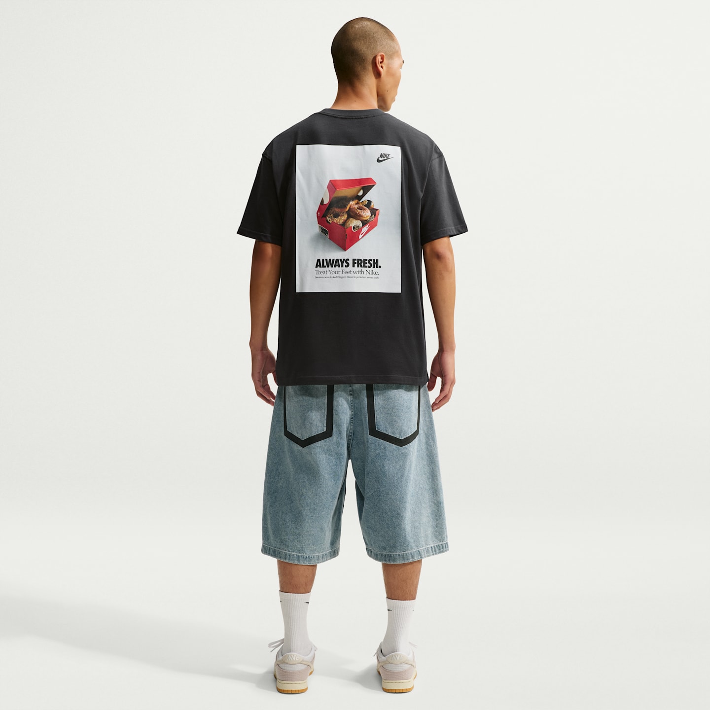 Мужские футболки Nike Sportswear "Donut" Men's T-Shirt — фото 5