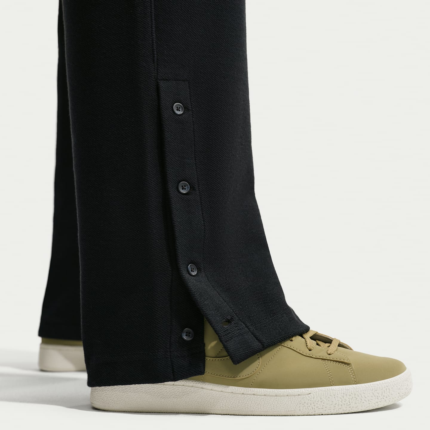 Мужские брюки Nike Club Rules Men's Open-Hem French Terry Pants — фото 6