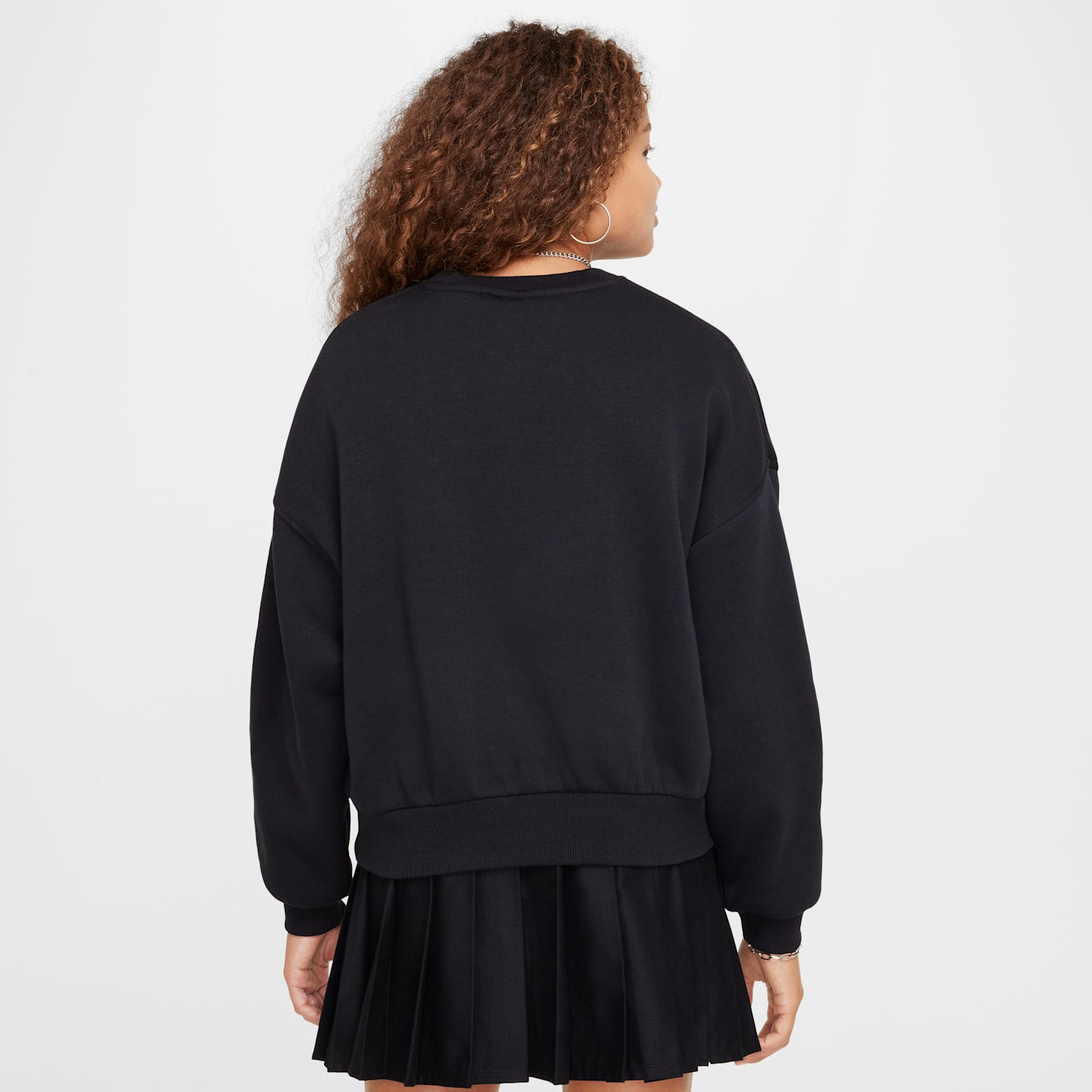 Детские худи Nike Sportswear Club Fleece Girls' Boxy Crew-Neck Sweatshirt — фото 2