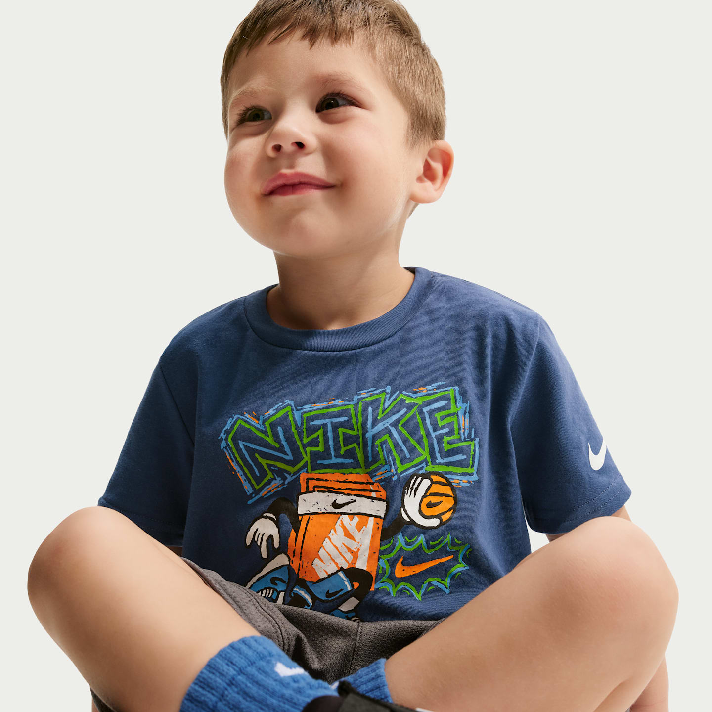 Детские футболки Nike Toddler Chalky Boxy Bball T-Shirt — фото 3