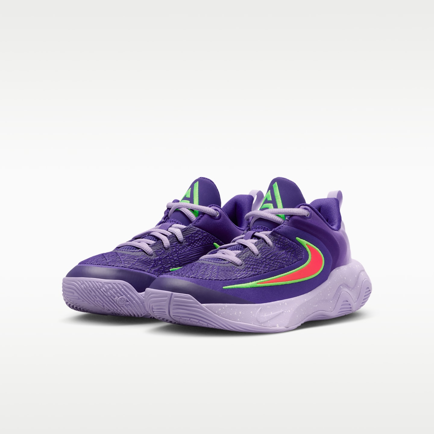 Детские кроссовки Nike Giannis Immortality 4 Big Kids' Basketball Shoes — фото 5