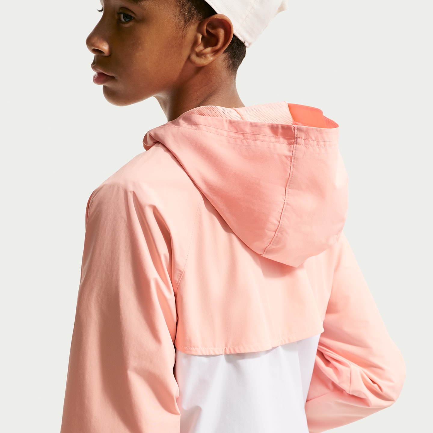 Детские куртки Nike Sportswear Windrunner Big Kids' Hooded Repel Jacket — фото 2