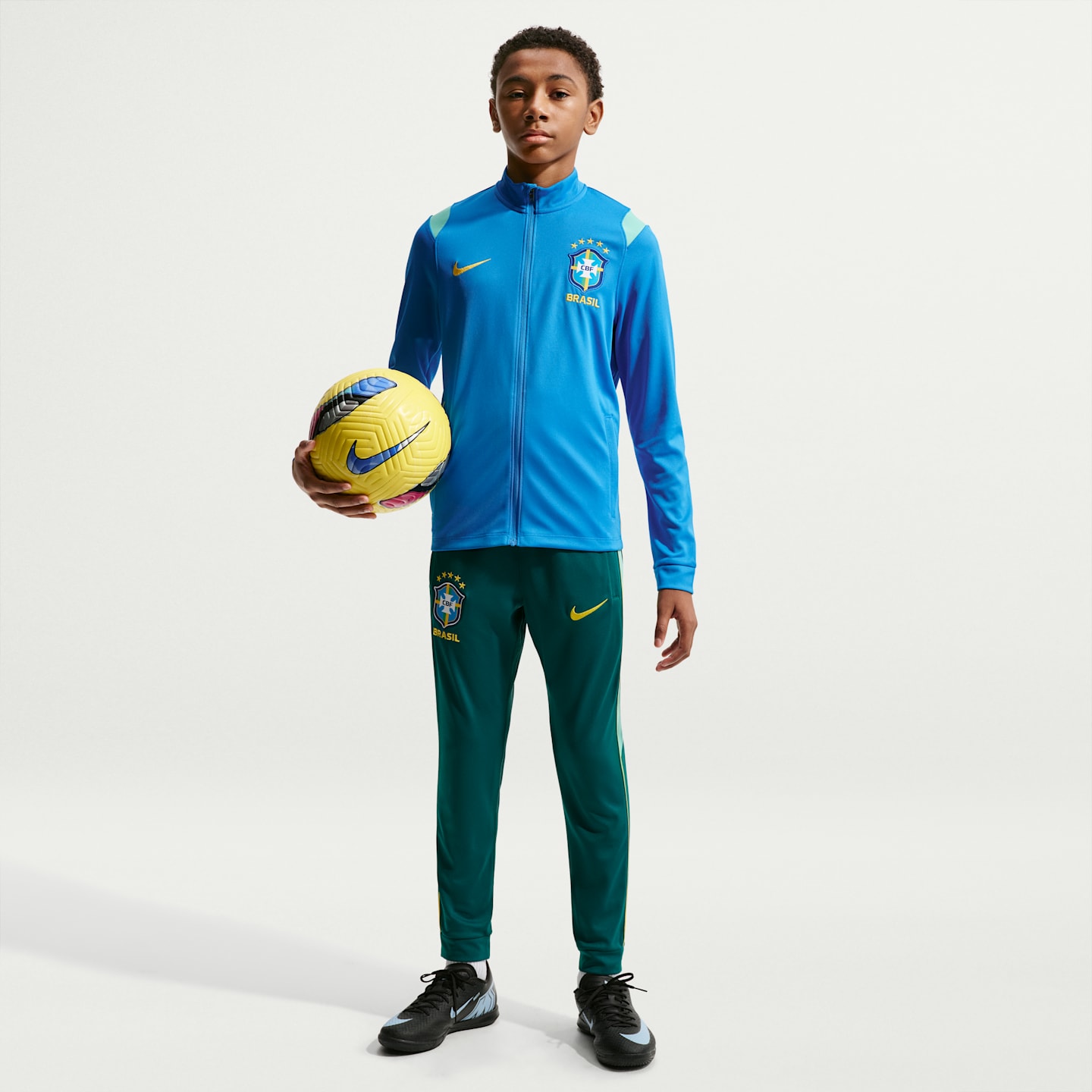 Детские кроссовки Nike Brazil Academy Pro Big Kids' Nike Dri-FIT Soccer Knit Tracksuit — фото 6